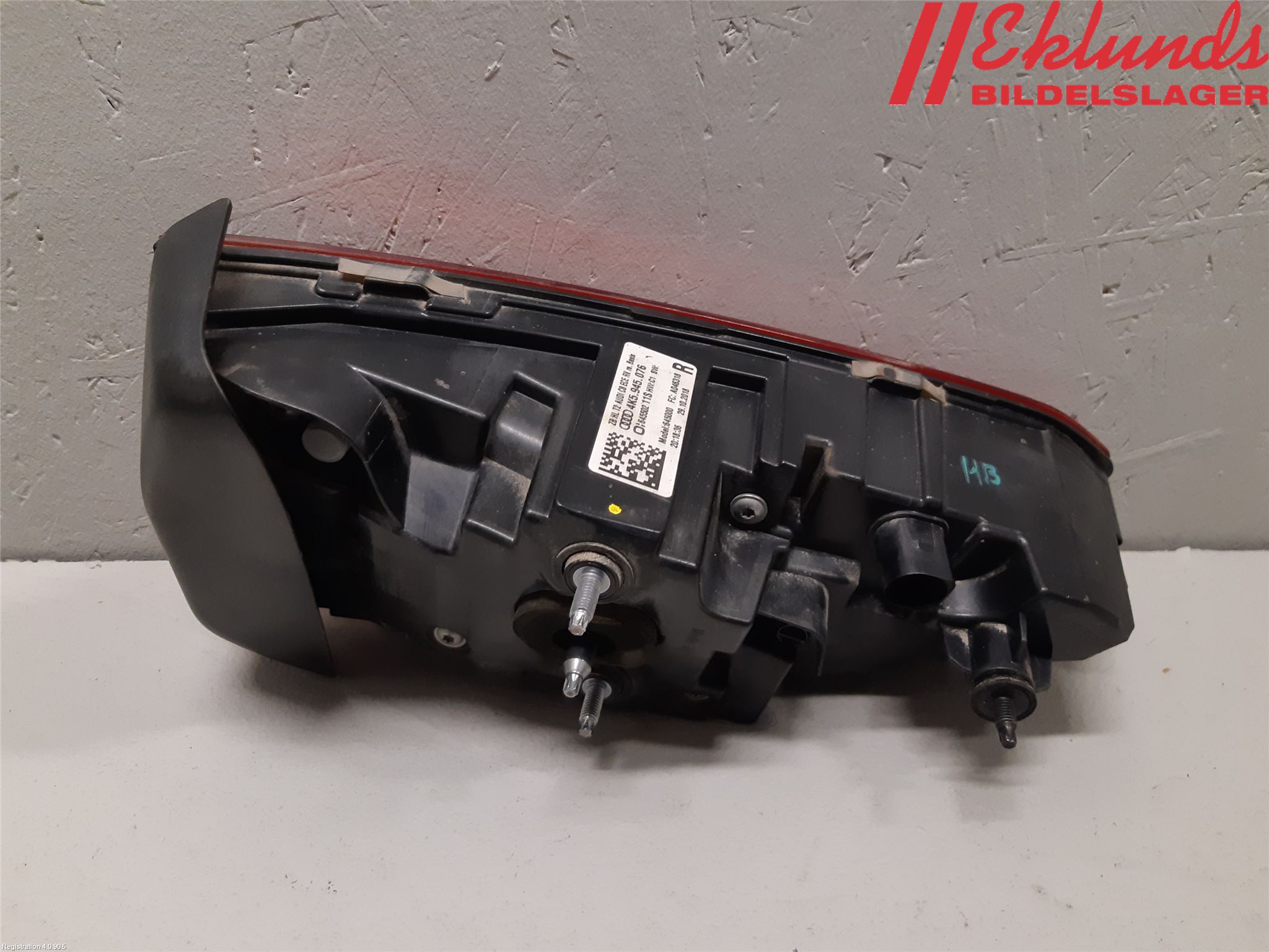 Audi A6 F2/C8 19- Bakljus Lucka Hö