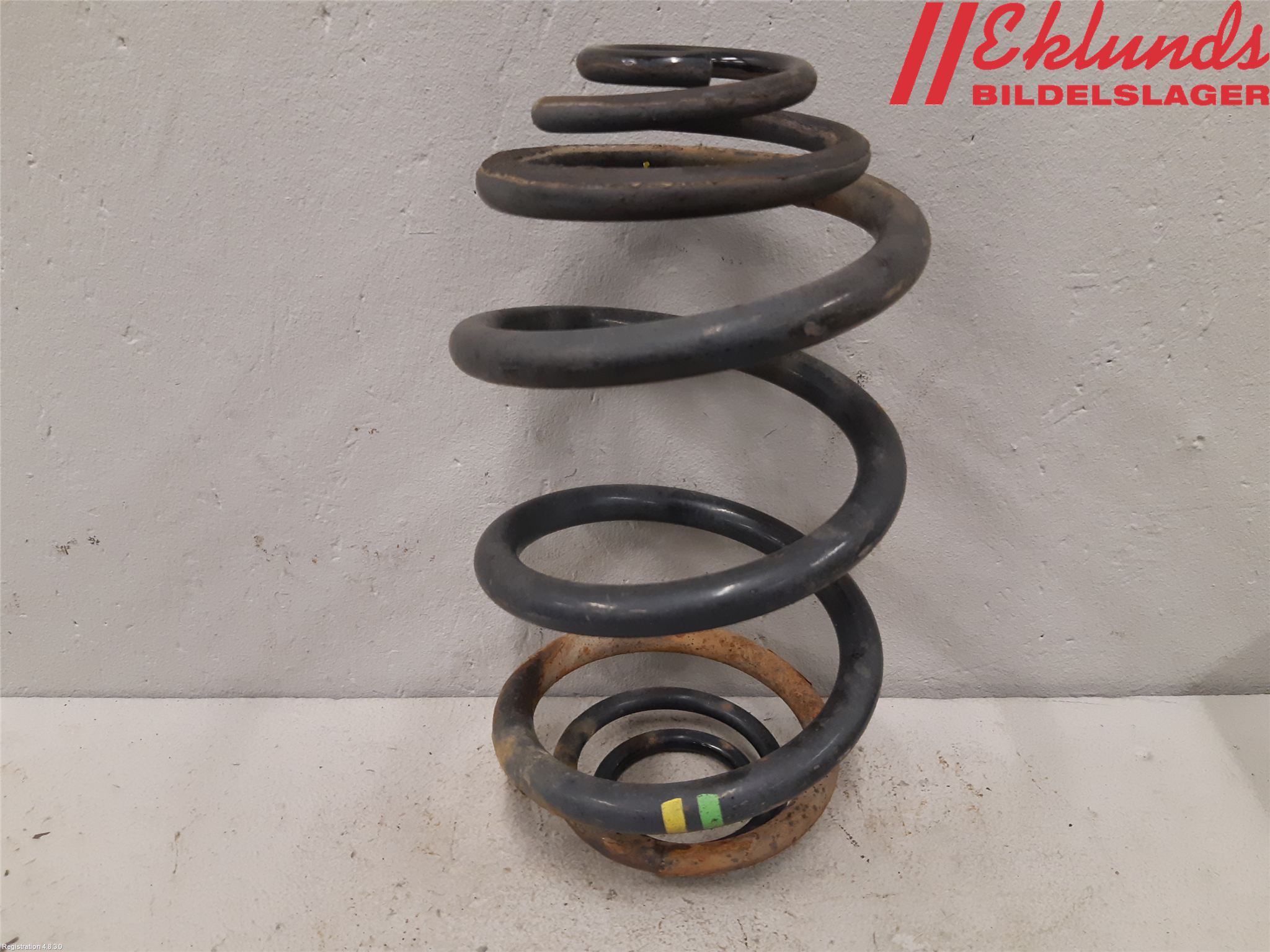 Opel VIVARO 15-19 Fjäder Bak