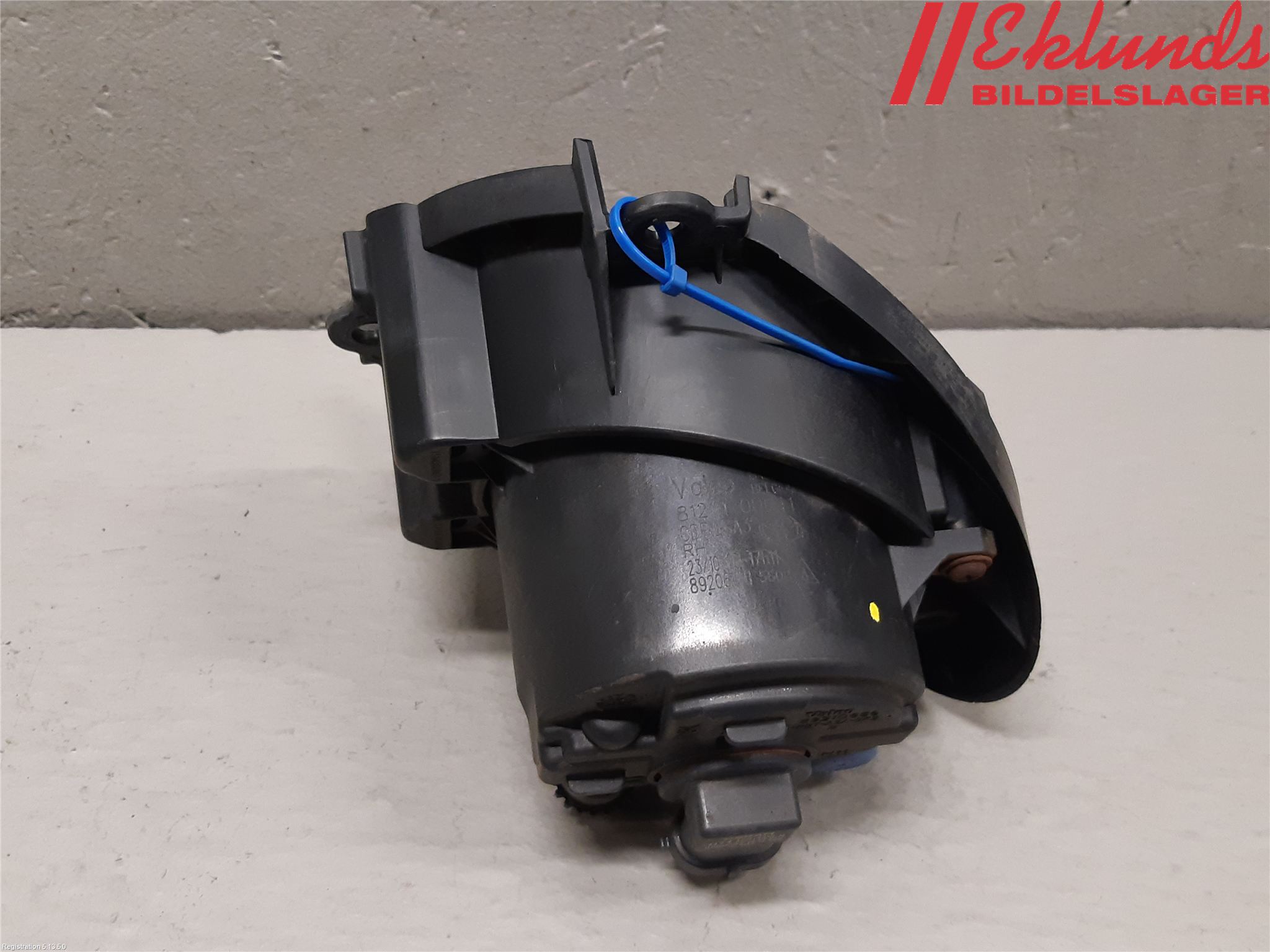 Toyota AVENSIS 09-15 Dimljus-Varselljus Fram