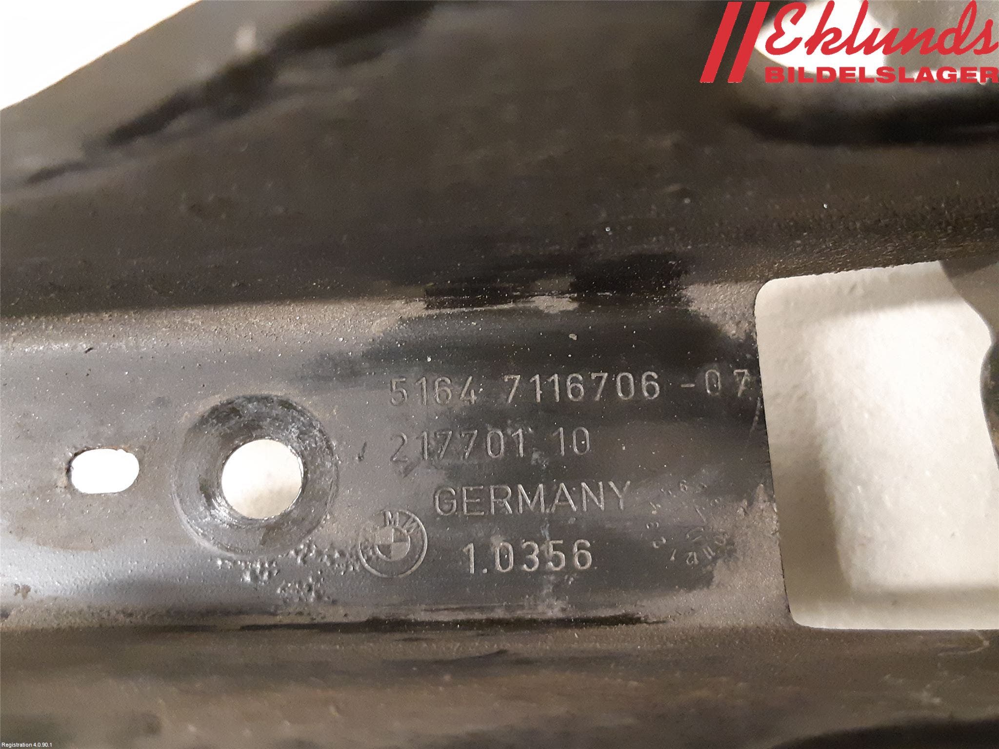 BMW 3 E90/91 SED/TOU 05-12 Frontplåt