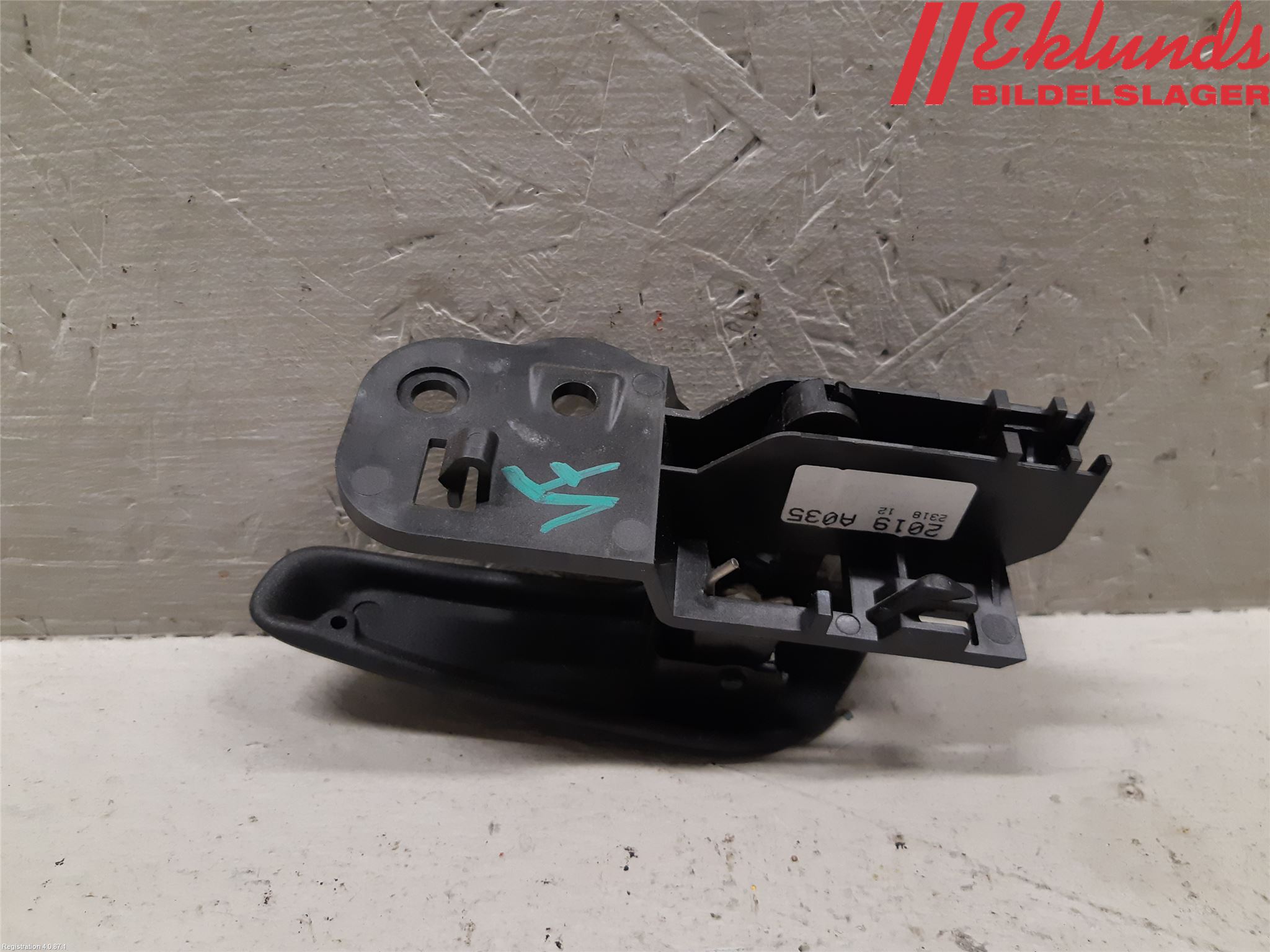 Iveco DAILY 14->> Dörrhandtag Inre Vä