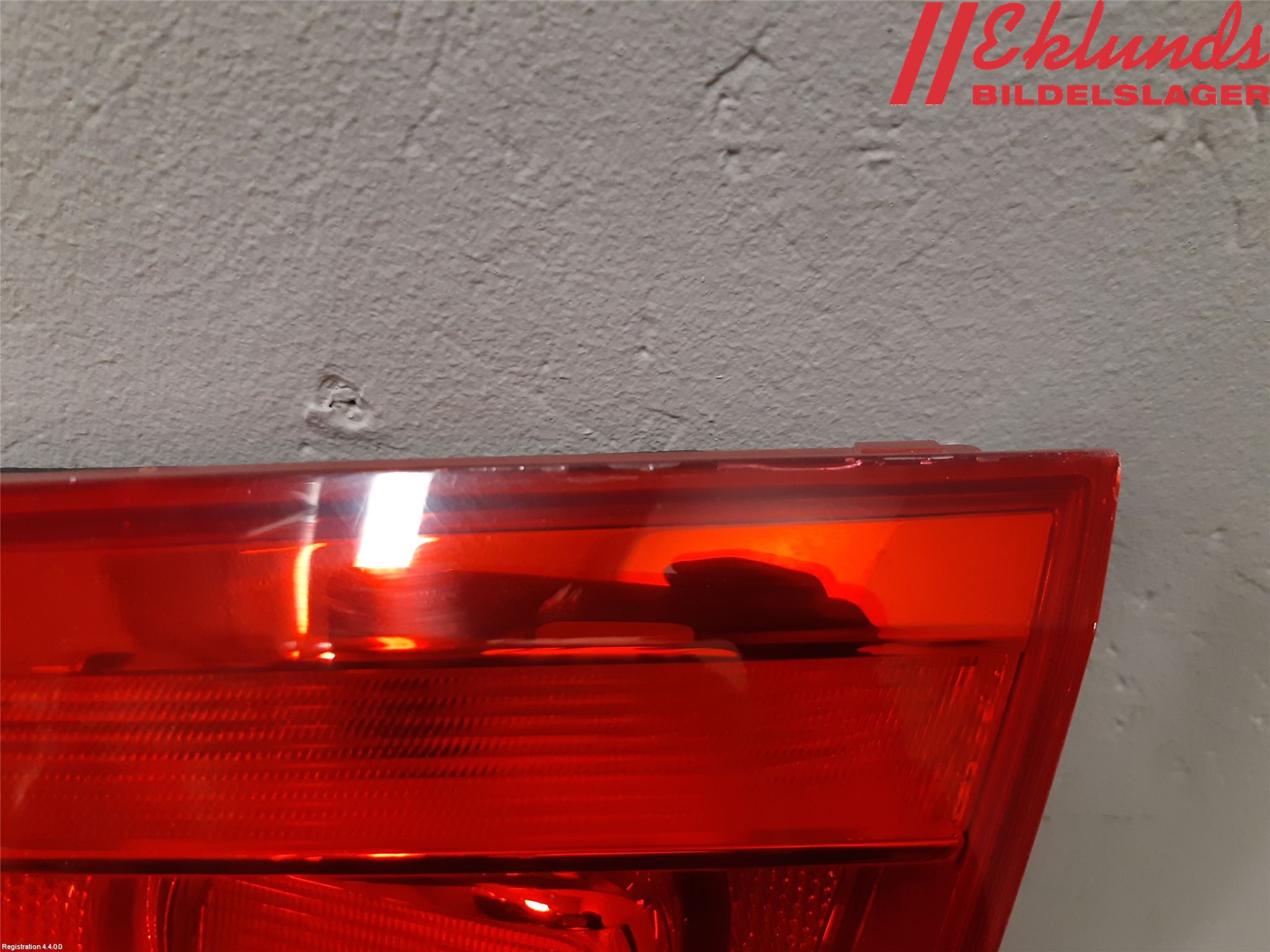 Volkswagen VW PASSAT 11-14 Bakljus Lucka Hö