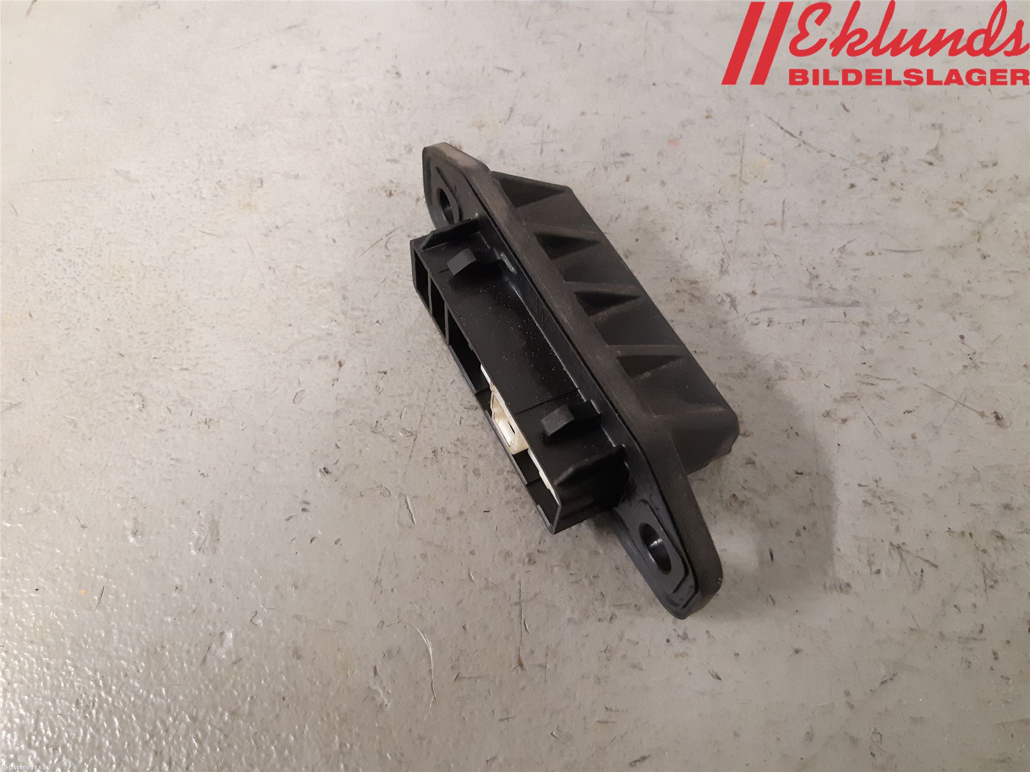 Toyota YARIS XP130 15-20 Bakluckehandtag