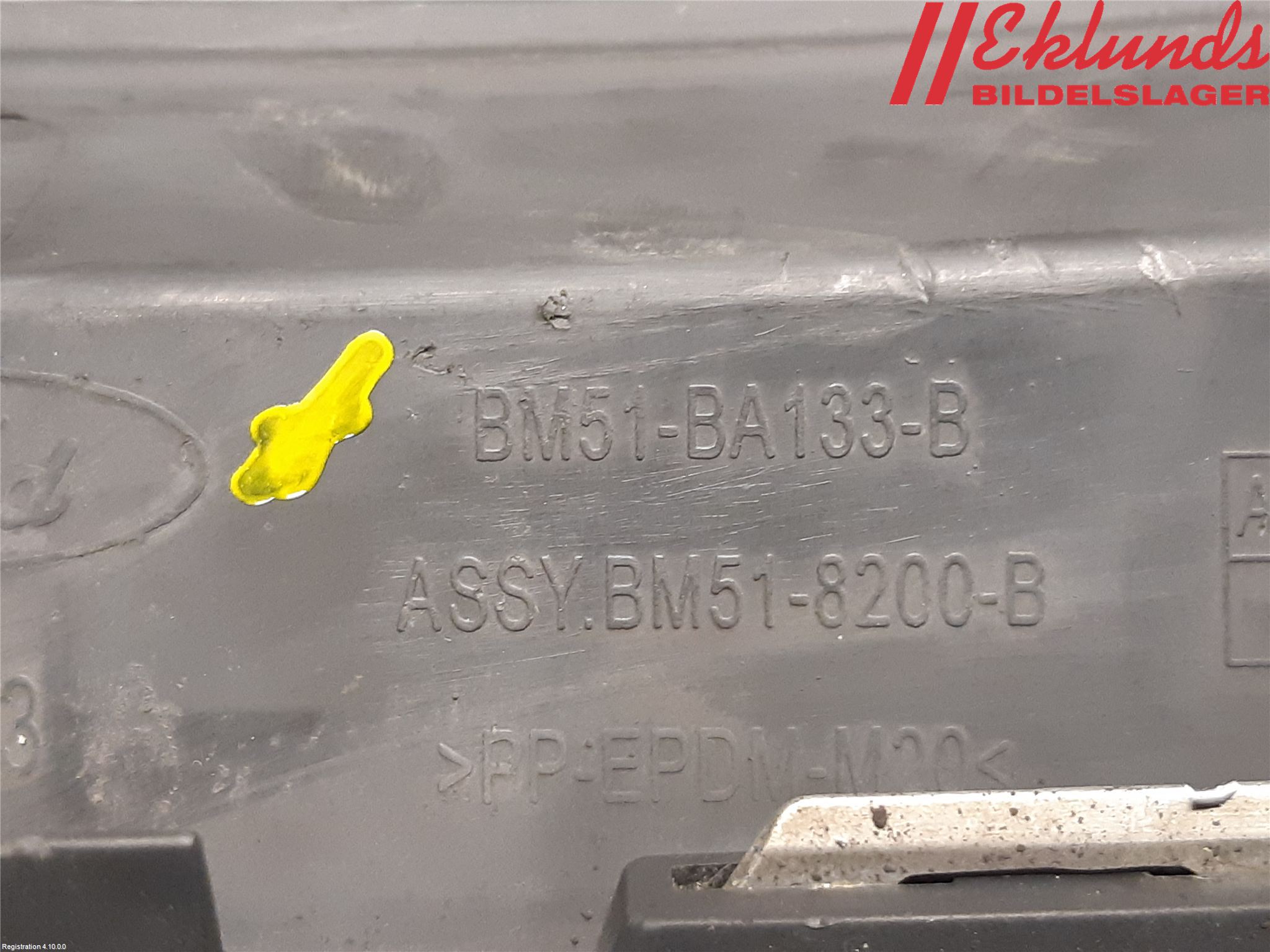 Ford FIESTA 09-12 Grill Komp