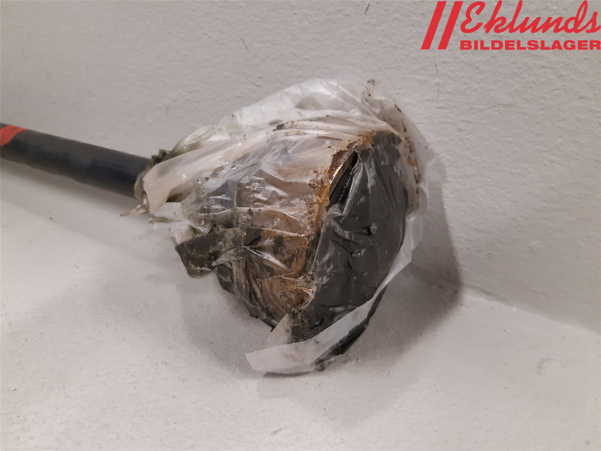 Volkswagen VW TIGUAN 16-24 Drivaxel Bak Vänster