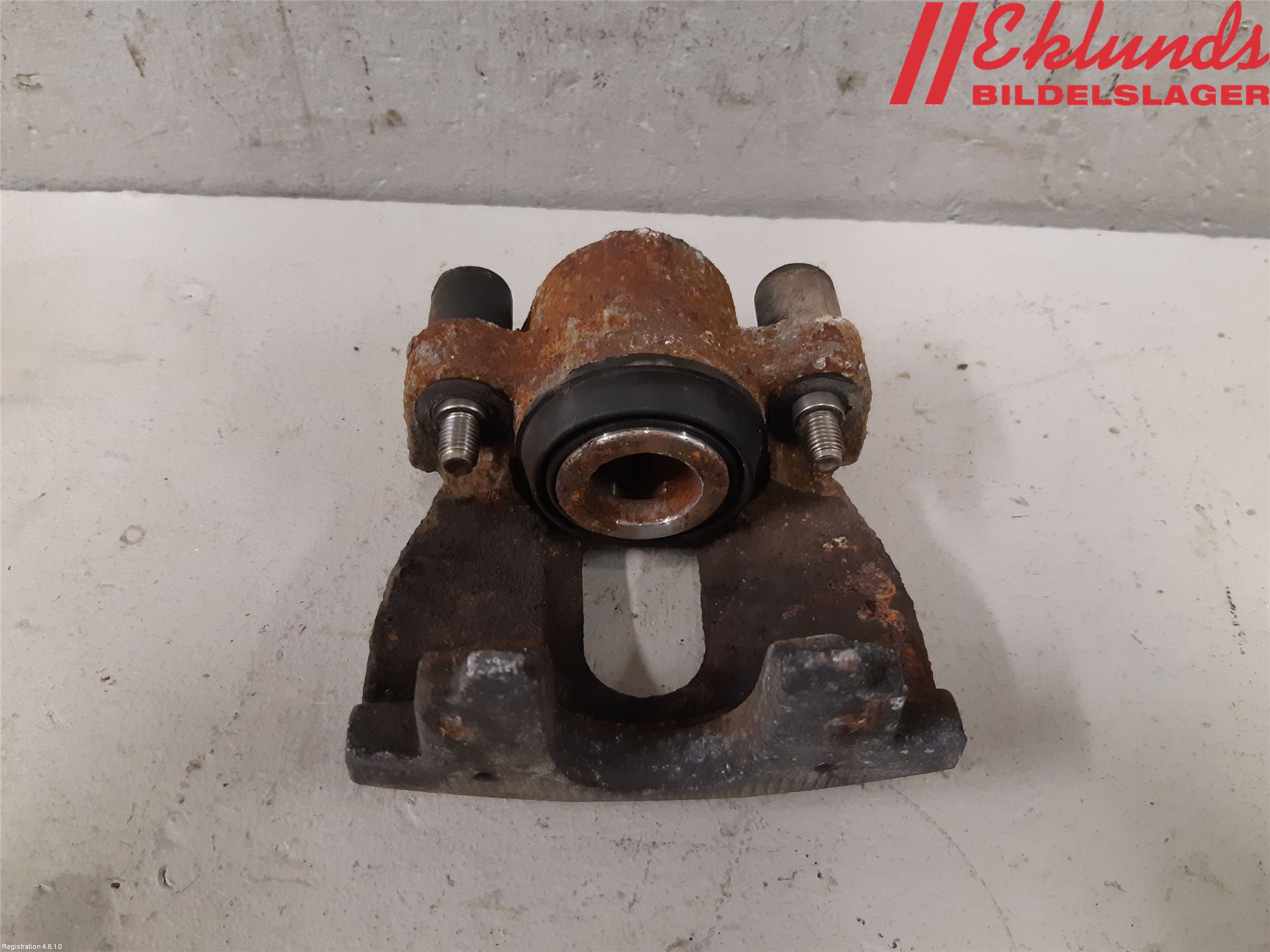 Volvo V70 00-04 Bromsok Bak Vänster