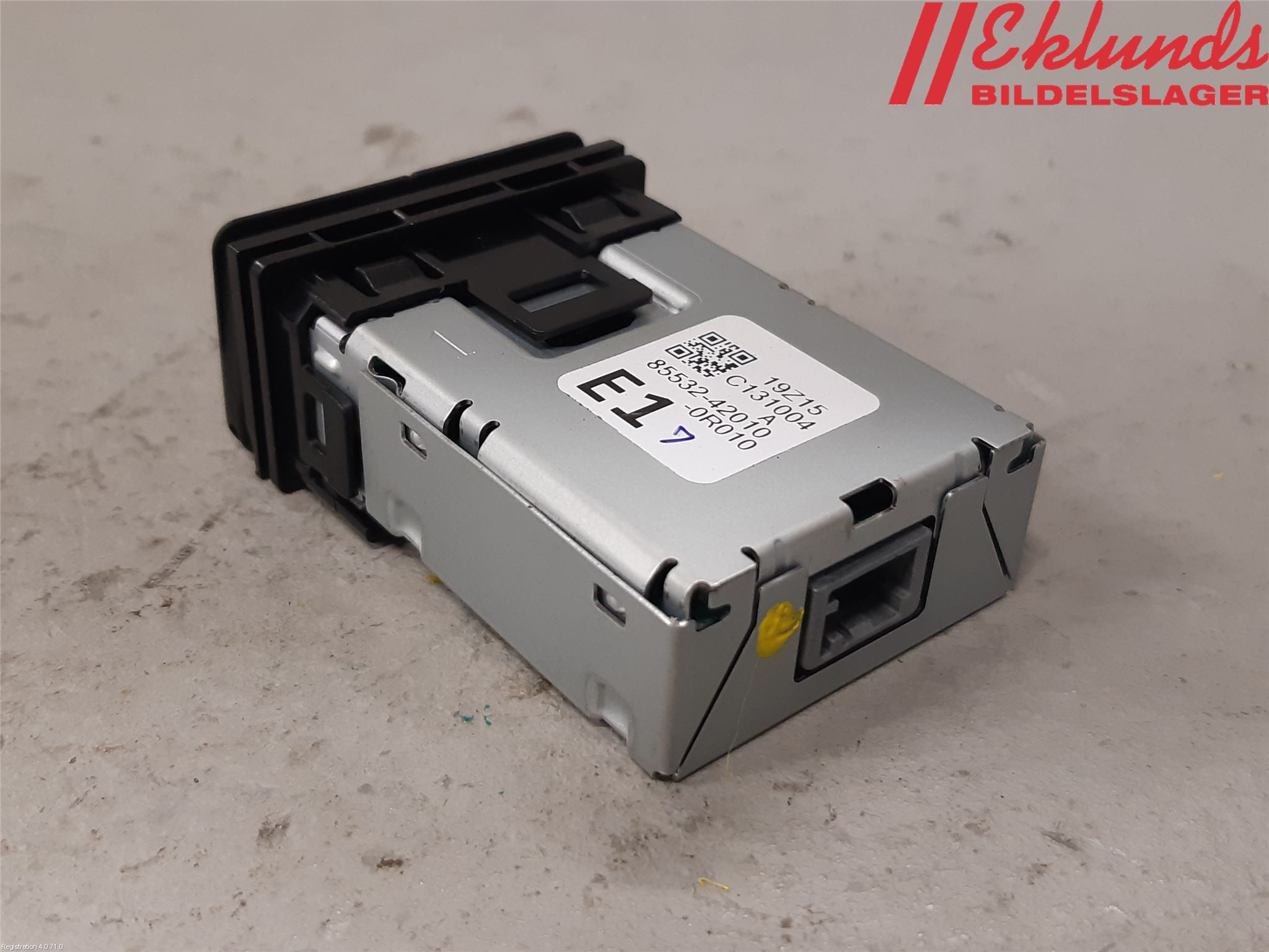 Toyota RAV4 19- Usb Connection