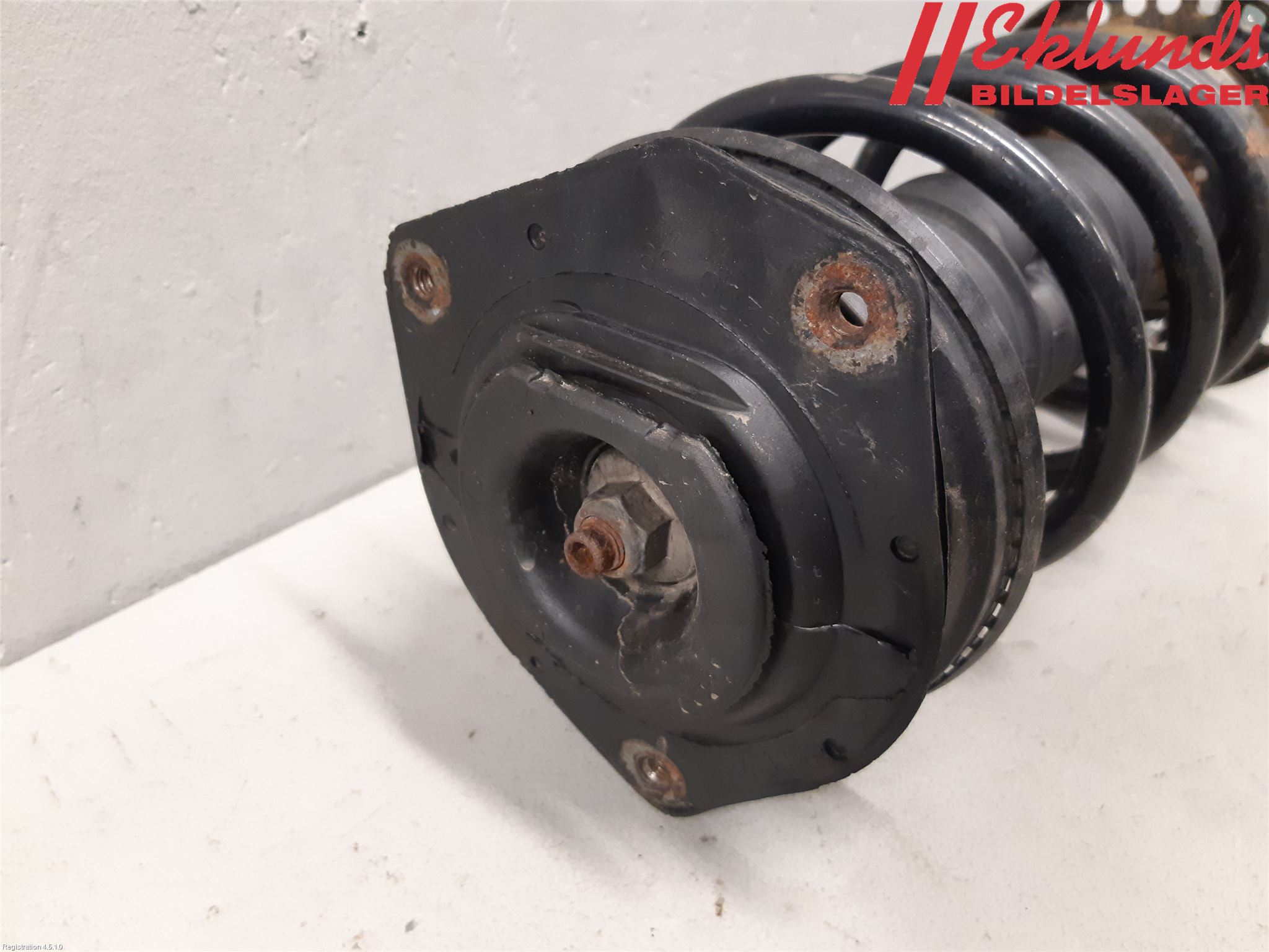 Renault KANGOO II 15-21 Fjäderben Fram Vänster