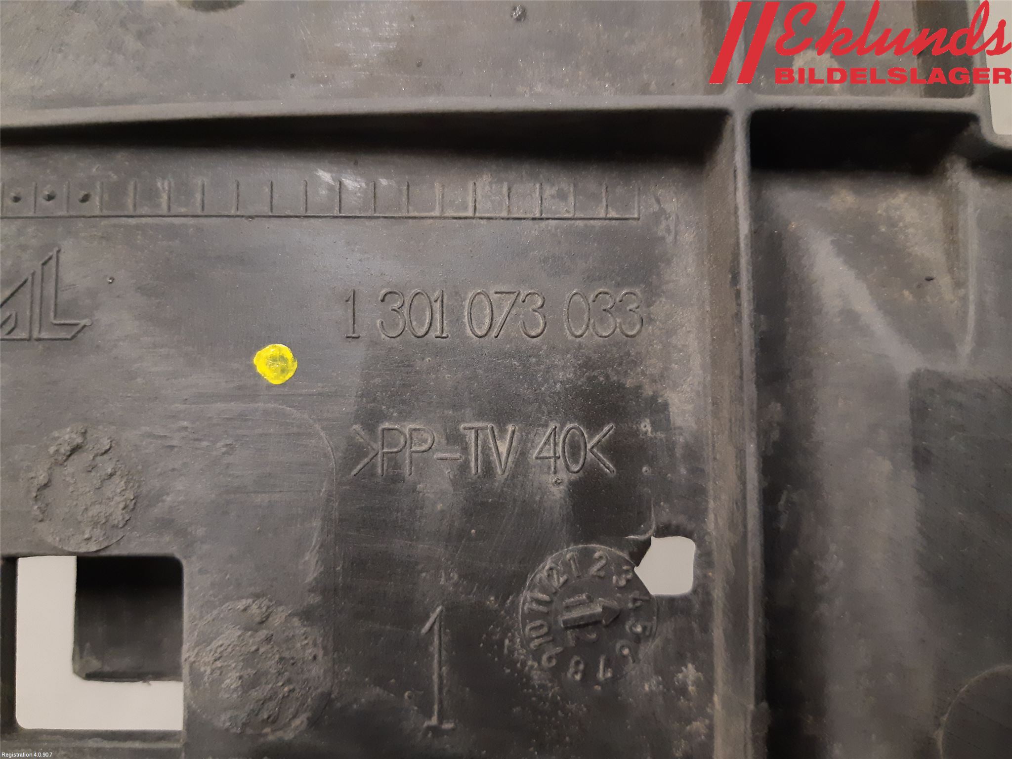 Audi A4/S4 08-11 Strålkast Fästsarg