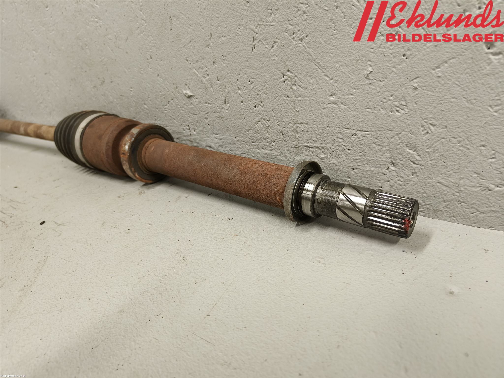Renault CLIO III  09-12 Drivaxel Fram Höger