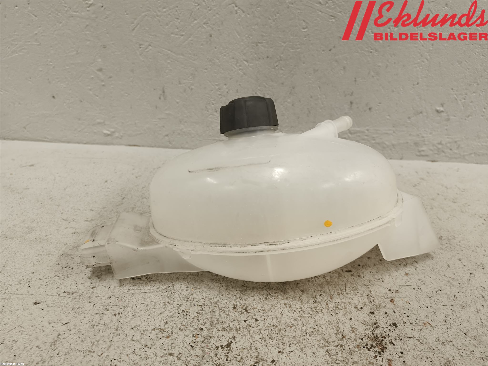 Nissan NV400 12-24 Expansionstank