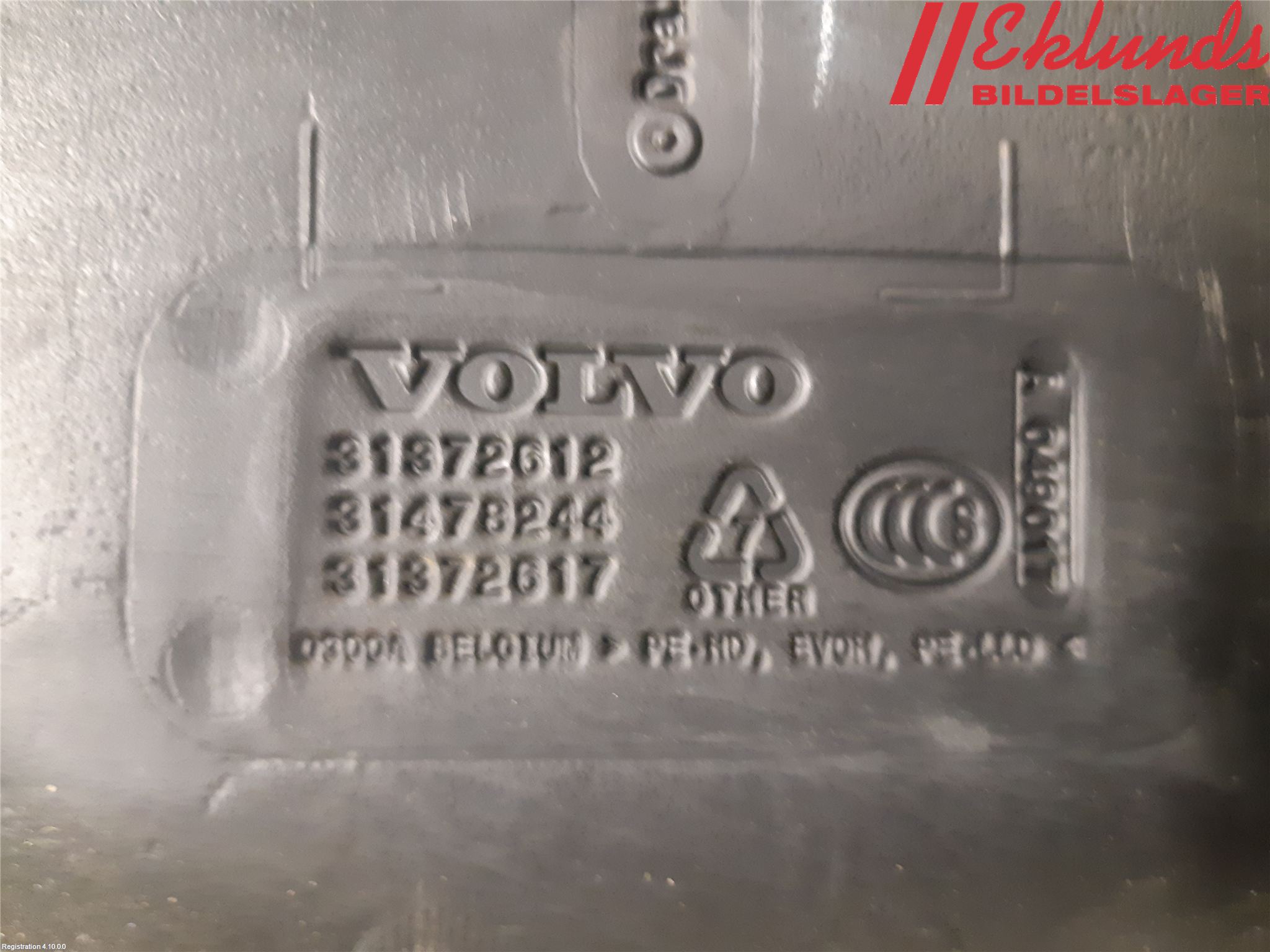 Volvo XC60 18- Bränsletank