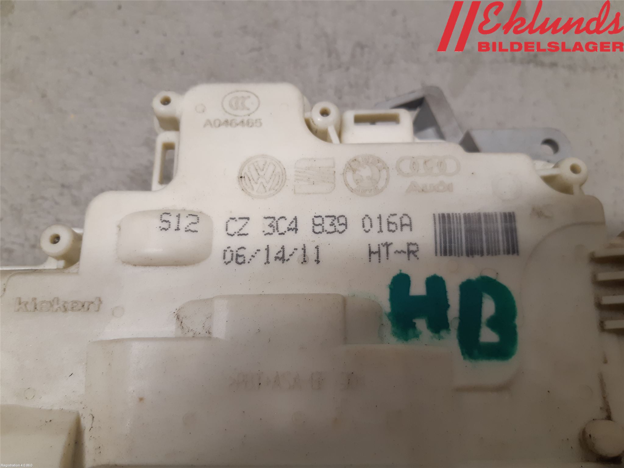 Volkswagen VW PASSAT 11-14 Låskista-Dörrlås
