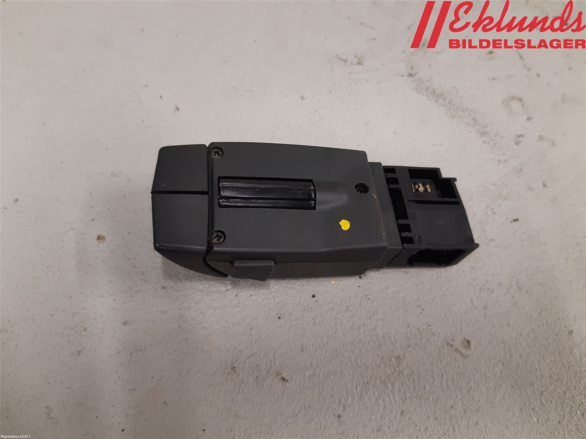 Renault TRAFIC/E-TECH 15- Strömställare Övrigt