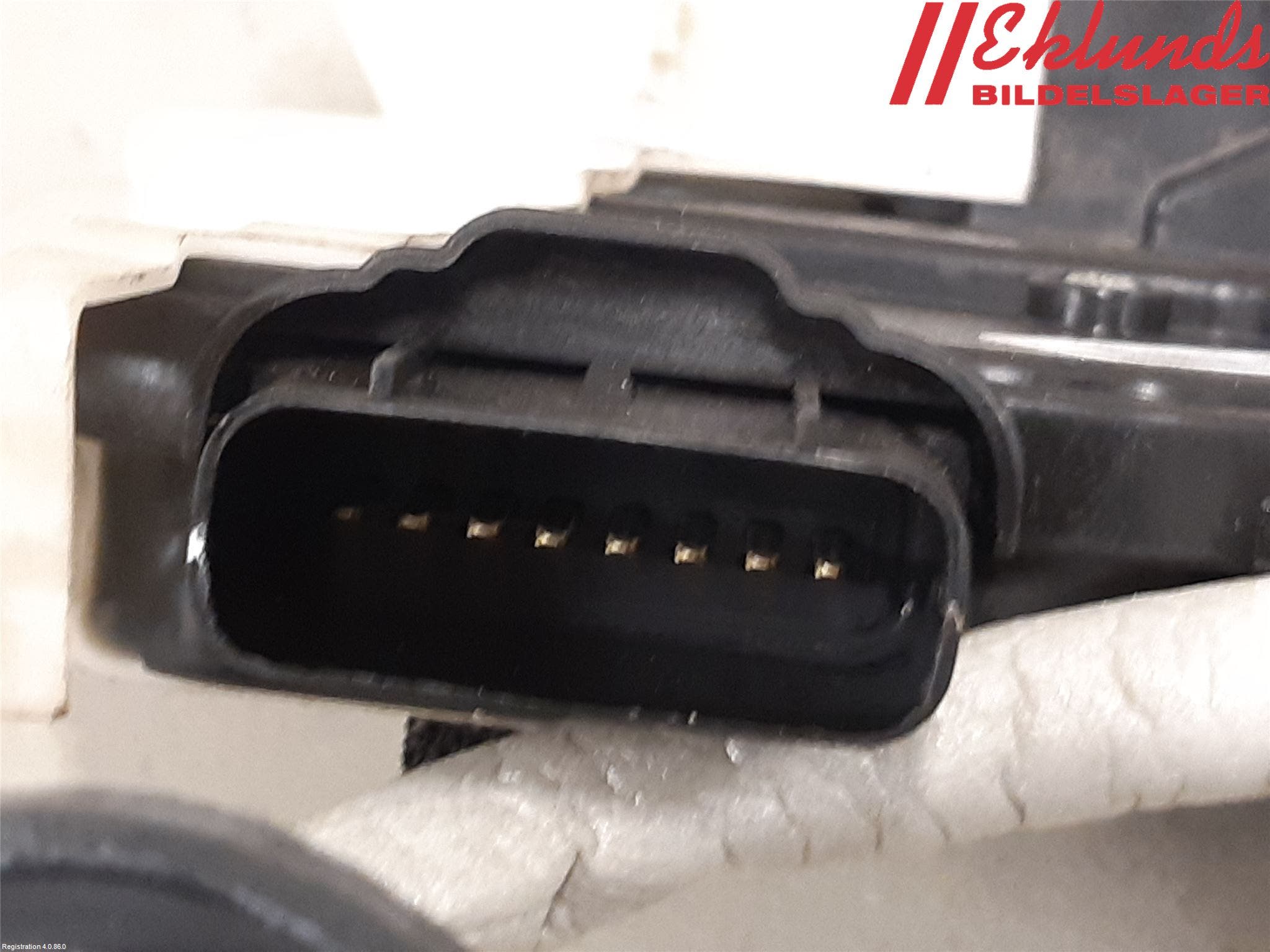 Kia OPTIMA 16-20 Låskista-Dörrlås