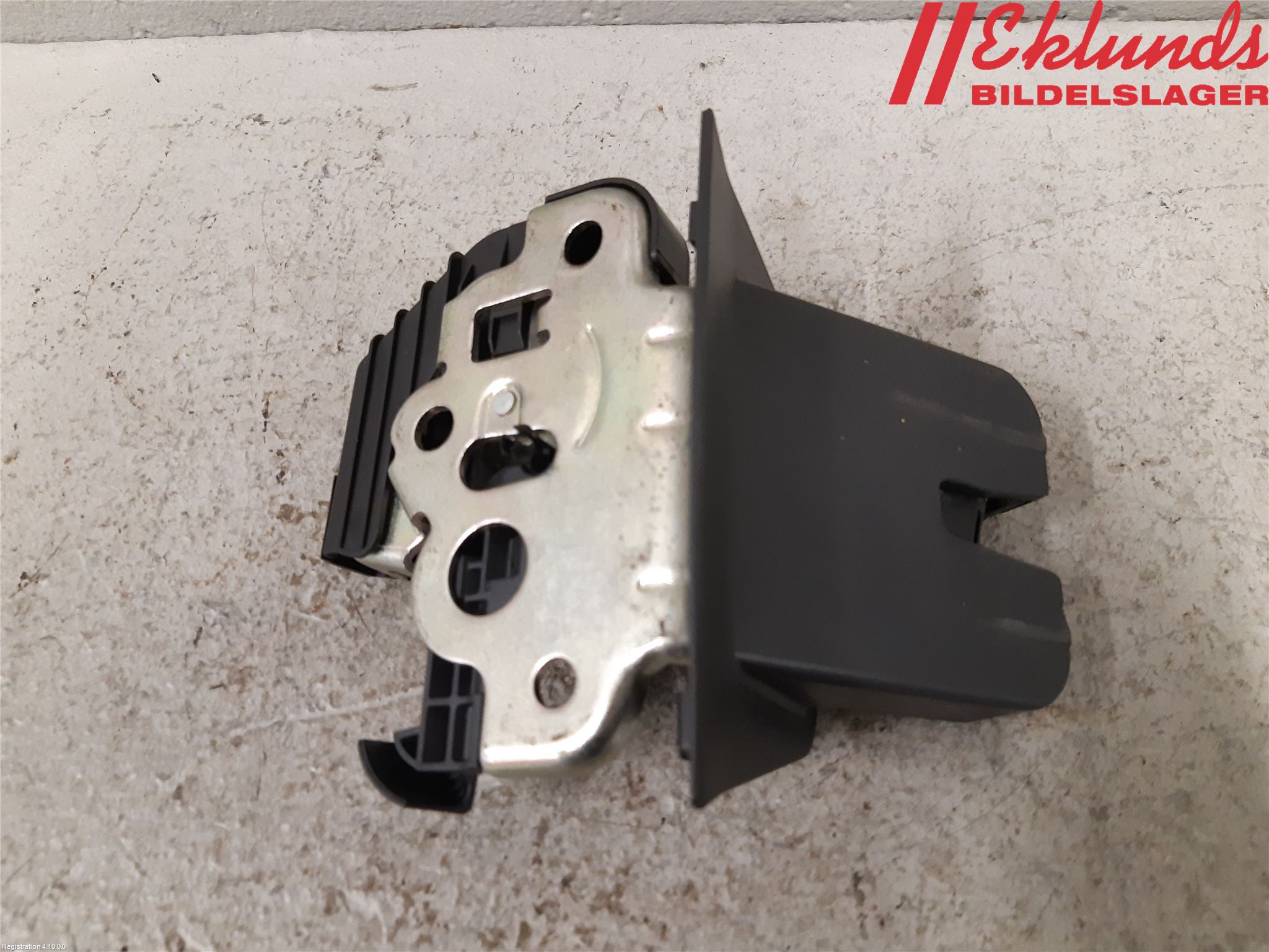 Audi A4/S4 08-11 Låskista Baklucka