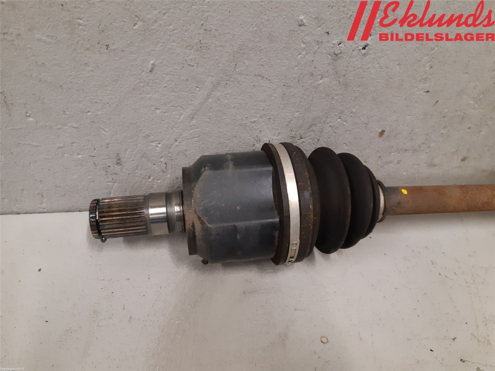 Kia OPTIMA 16-20 Drivaxel Fram Vänster