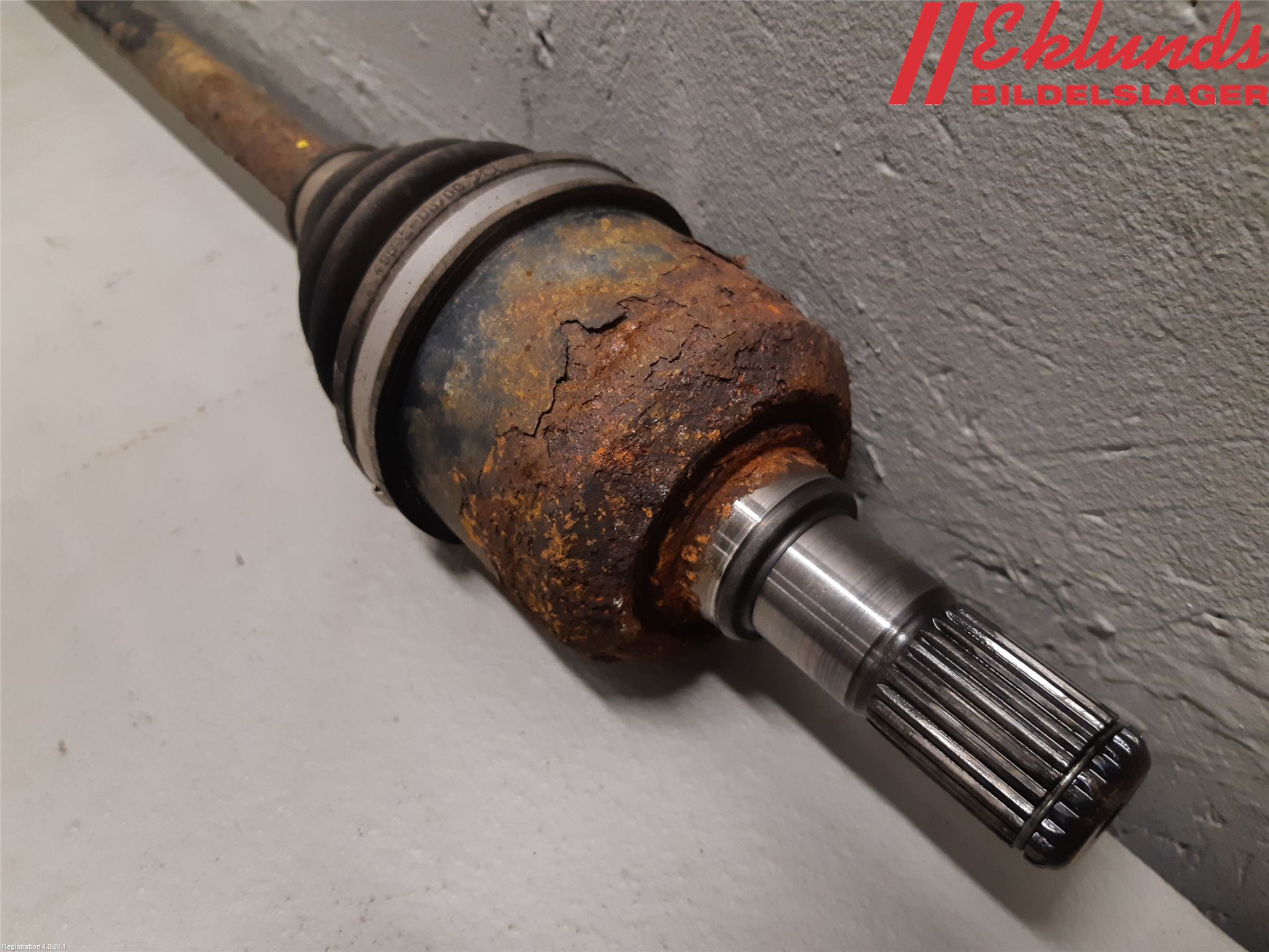 Hyundai SANTA FE 13-18 Drivaxel Bak Vänster