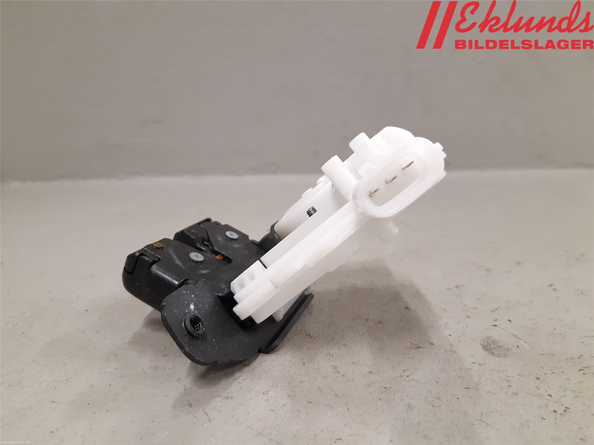 Toyota AURIS 13-19 Låskista Baklucka