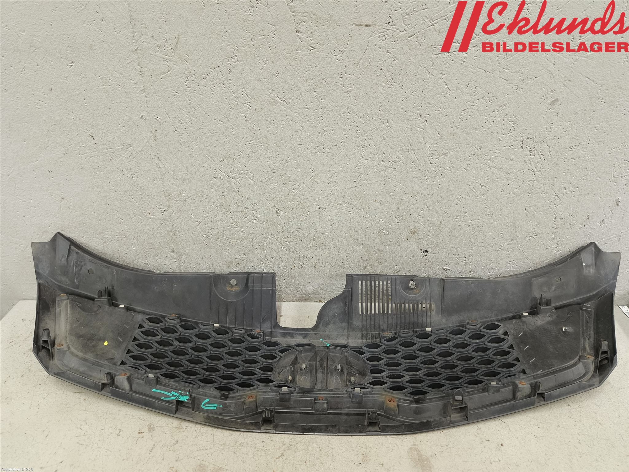 Kia CEED 06-12 Grill Komp