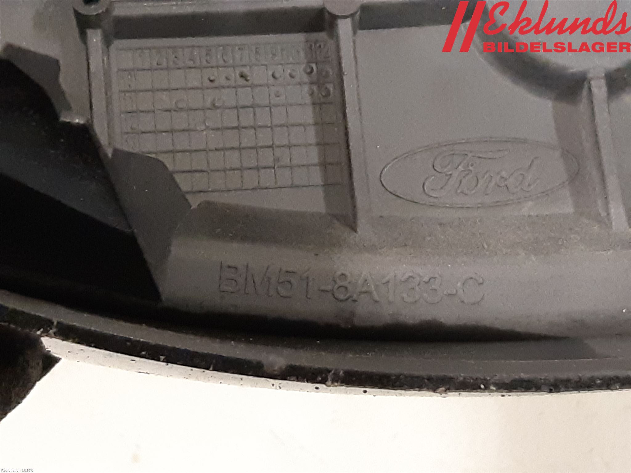 Ford FOCUS 11-14 Grill Komp