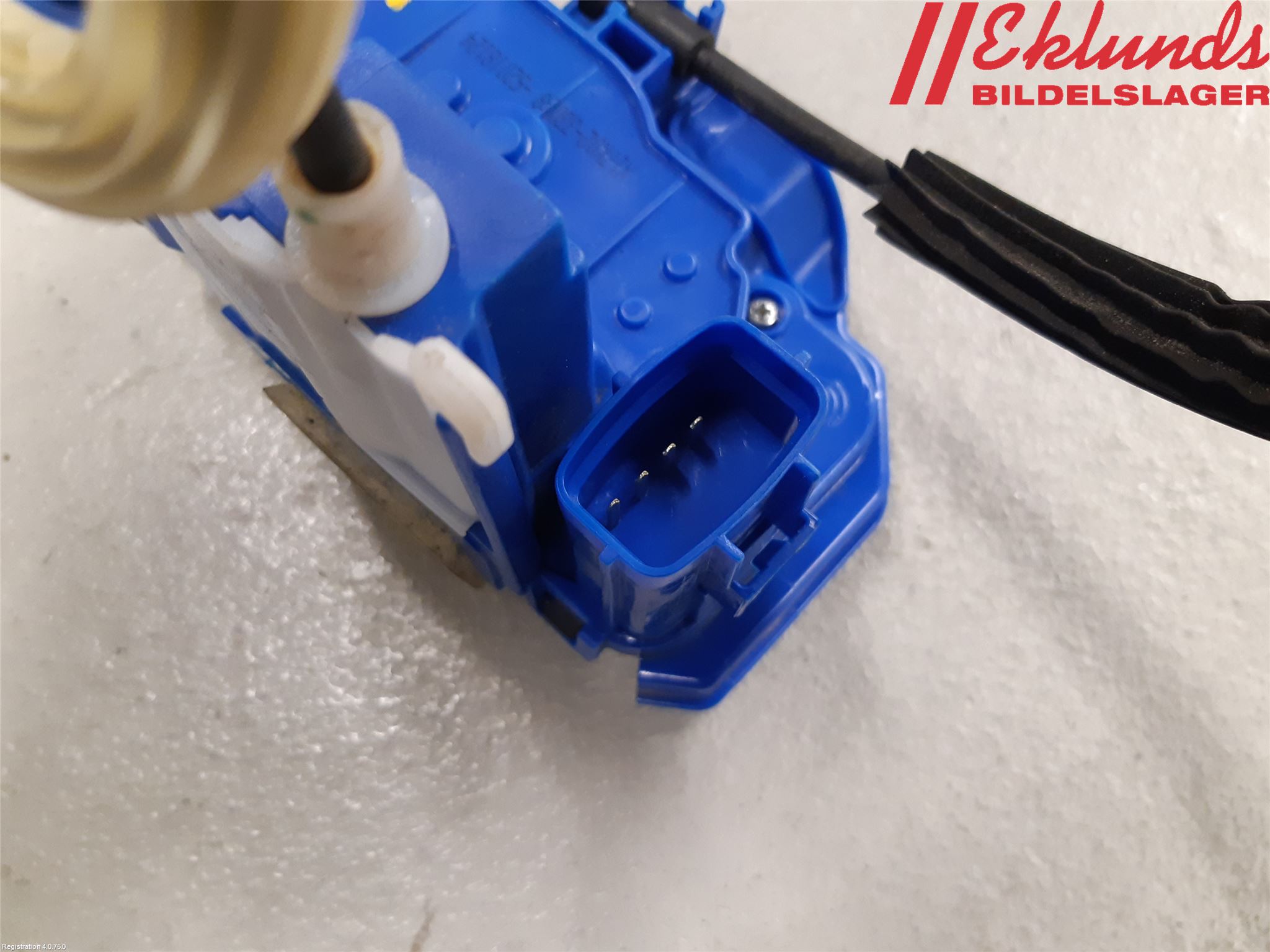 Fiat 500L 13-19 Låskista-Dörrlås