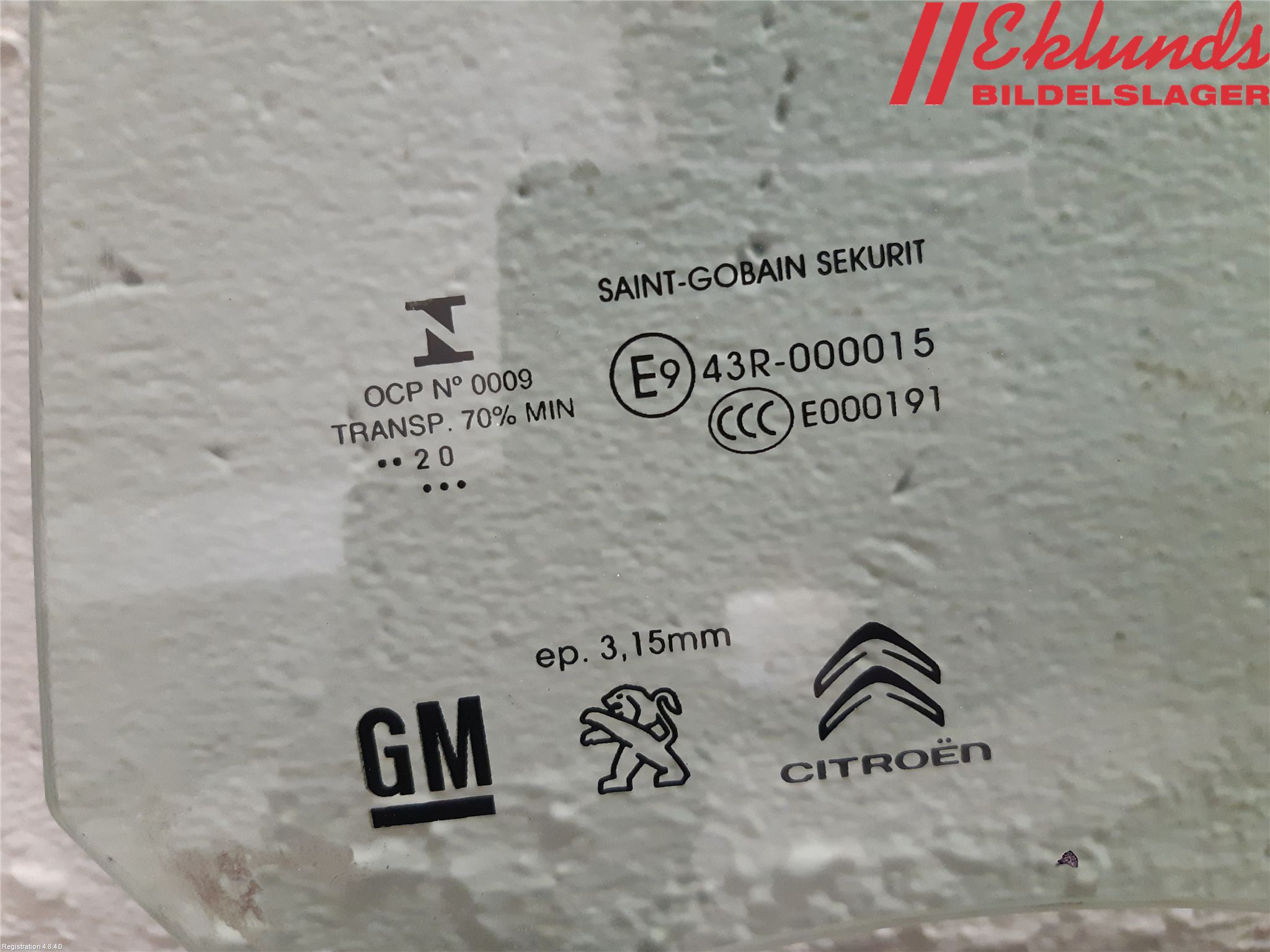 Peugeot PARTNER/E-PARTNER 19- Dörruta Fram Vänster