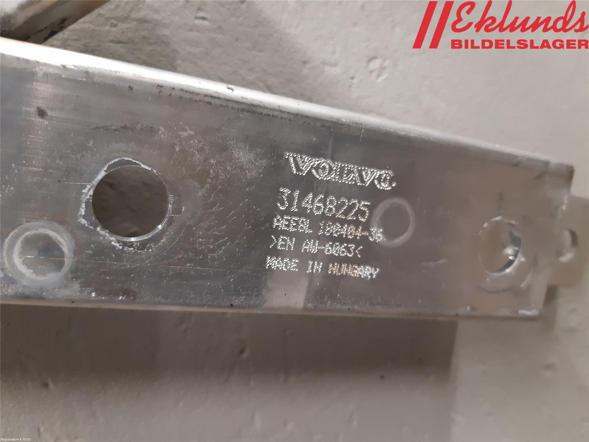 Volvo V60 19- Frontplåt