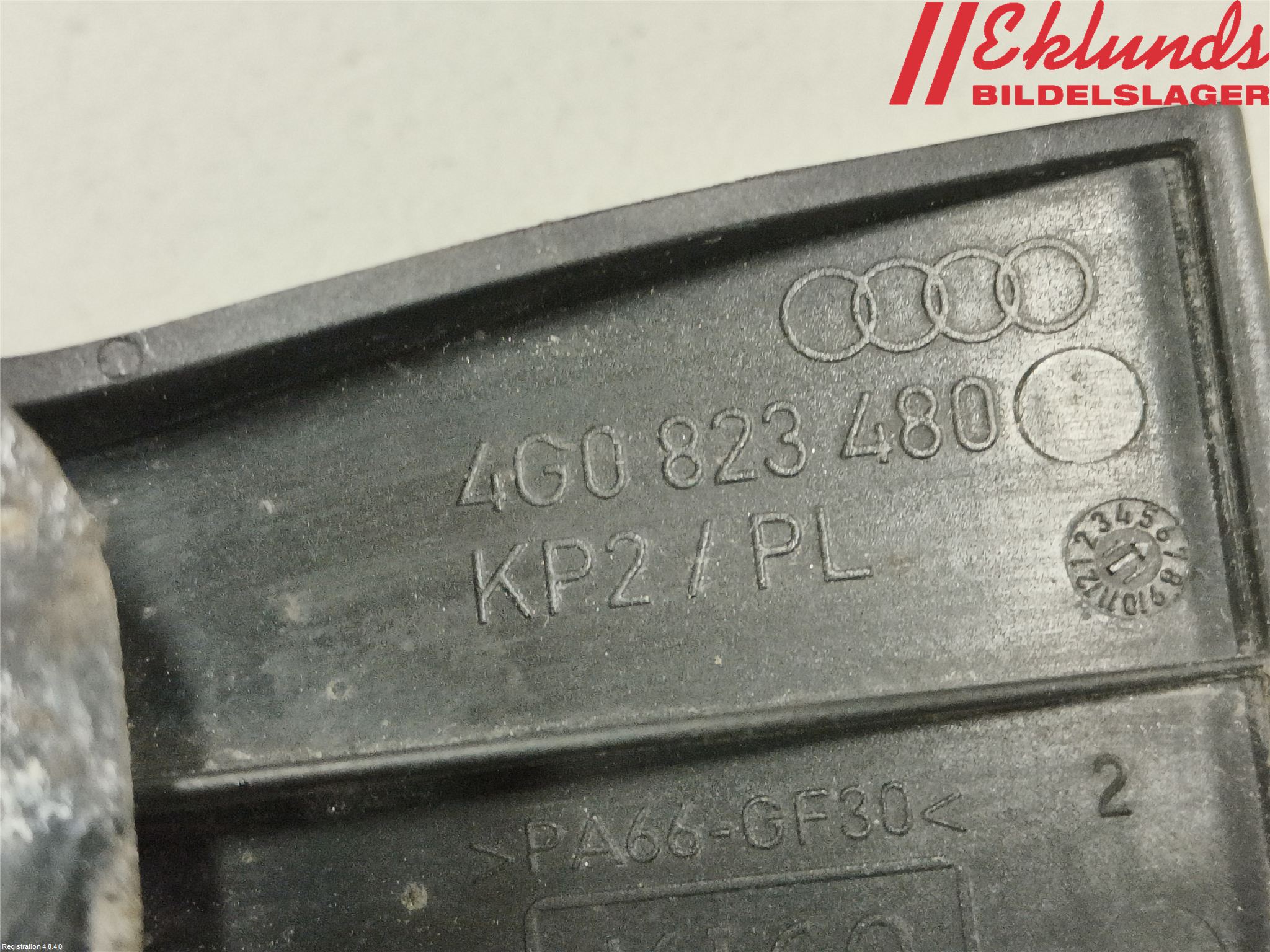 Audi A6/S6 4G 11-18 Huv Spärr