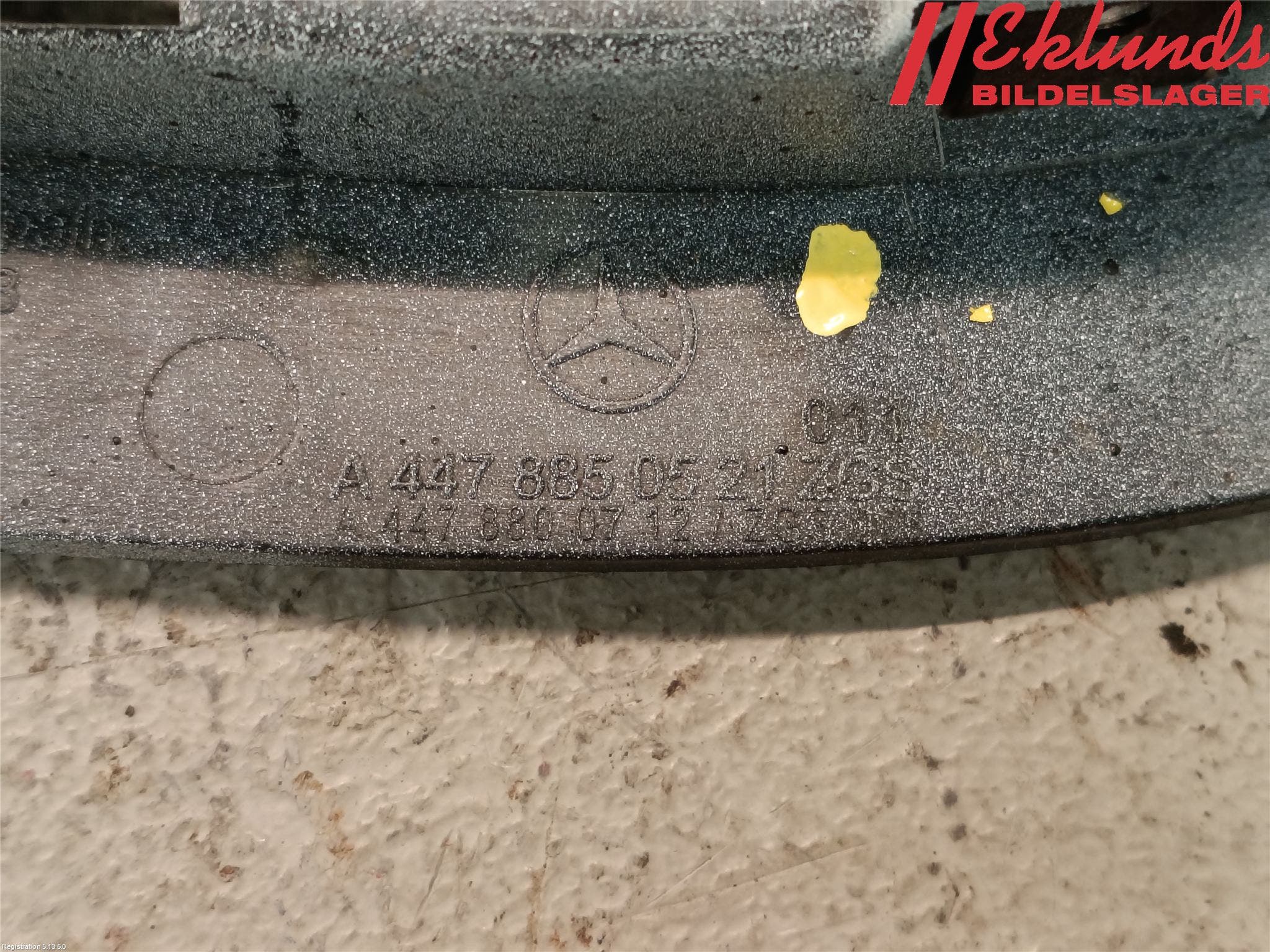 Mercedes-Benz MB VITO/V-KLASS (W640,W447,W448) 14- Stötfångarfäste Fram Hö