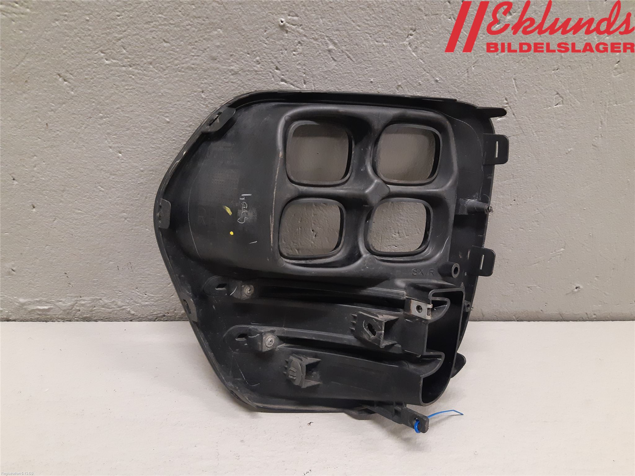 Kia SPORTAGE (QL) 16-21 Dimljussarg Fram