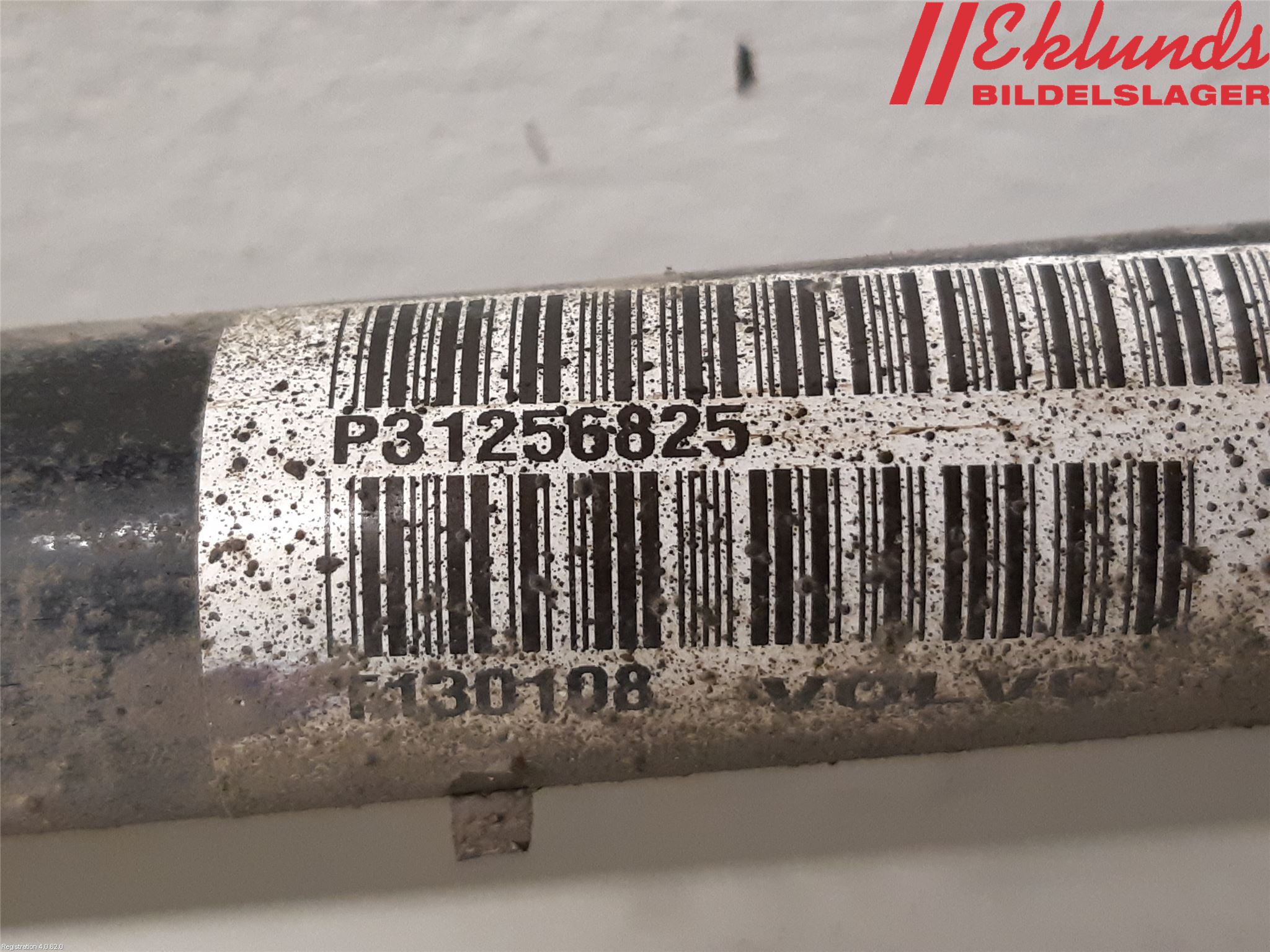 Volvo V40 12-19 Drivaxel Bak Höger