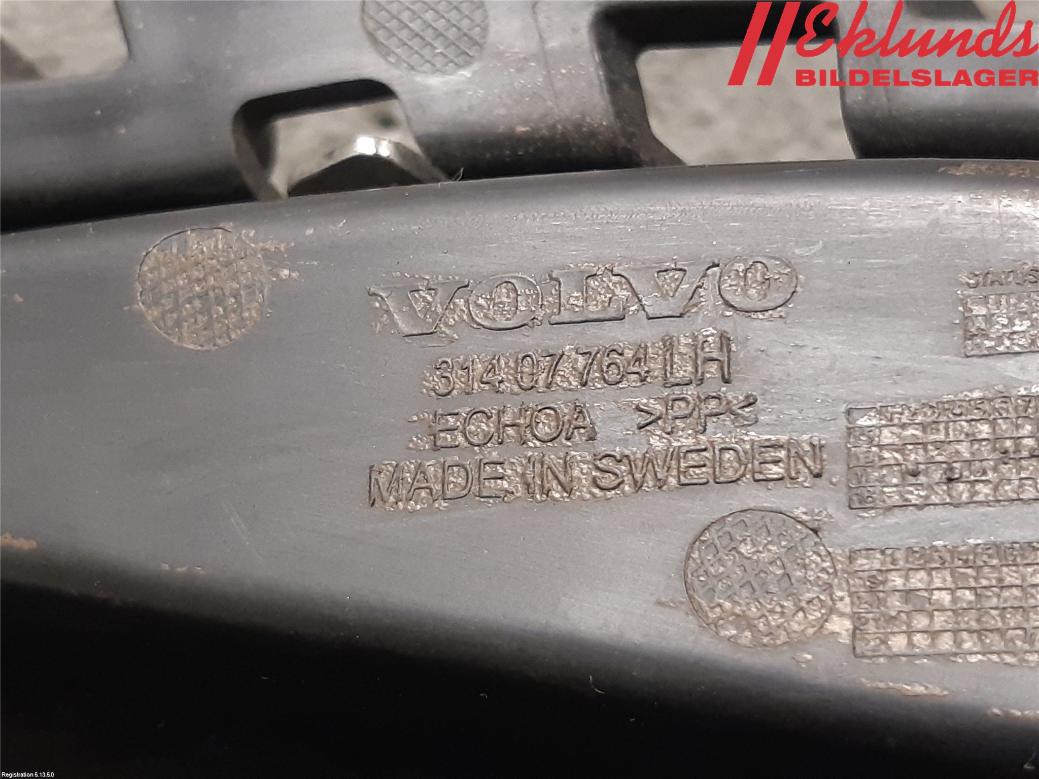 Volvo V40 CROSS COUNTRY 13-19 Stöt Utfyllnad-List-Grill