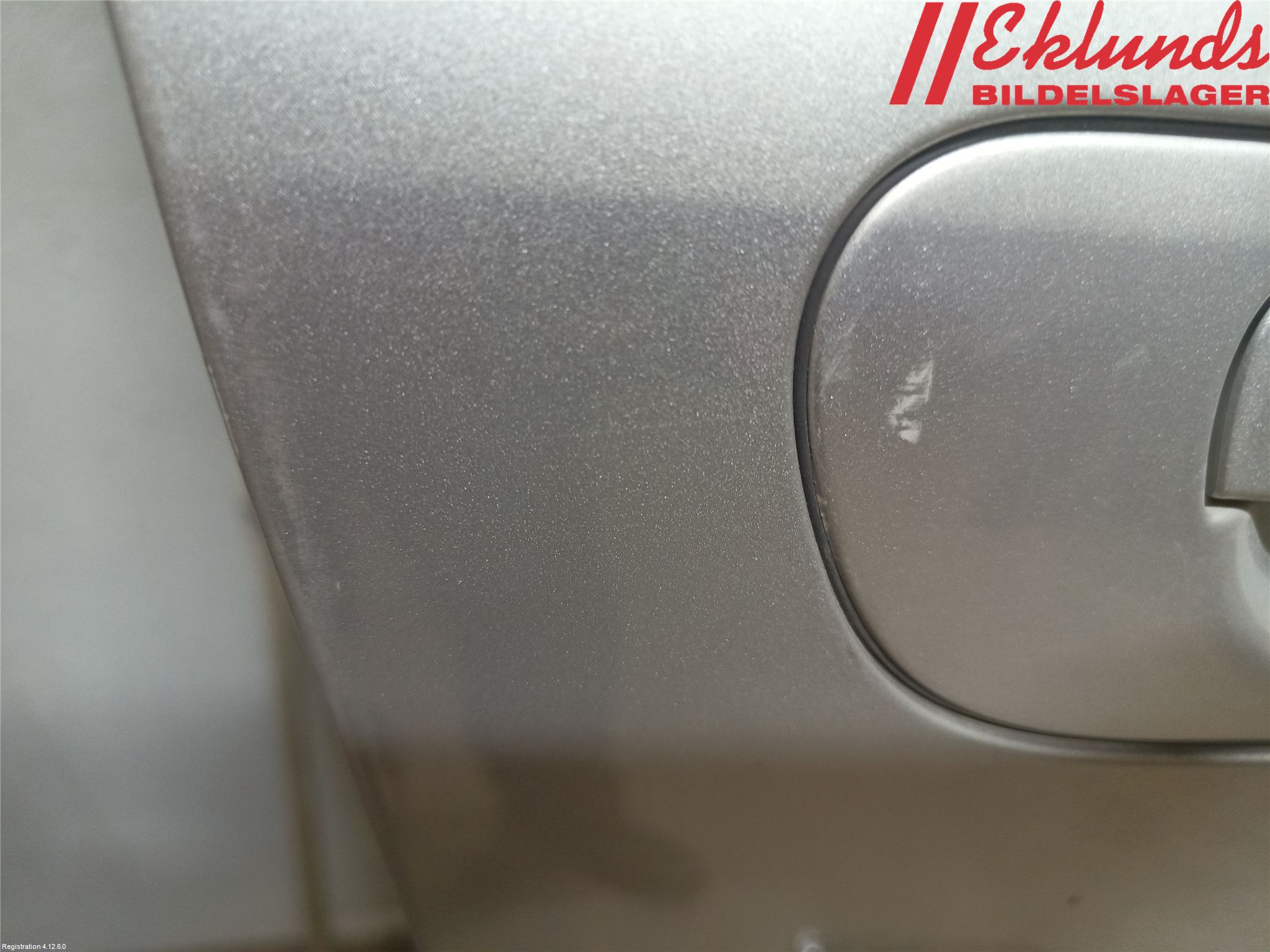 Volvo S60 05-10 Dörr Fram Höger