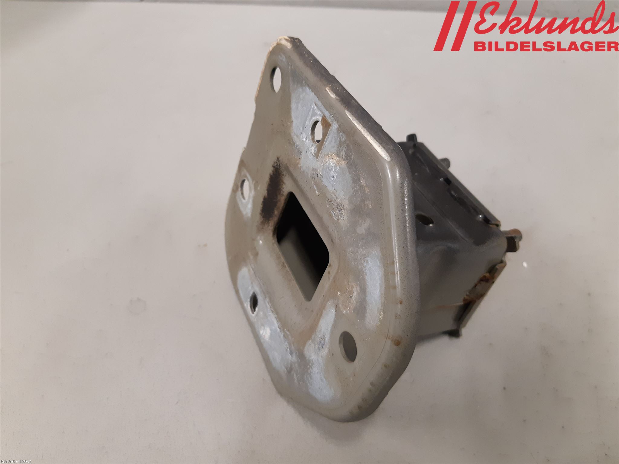 Nissan QASHQAI 14-17 Stötfångarbärjärn Bak
