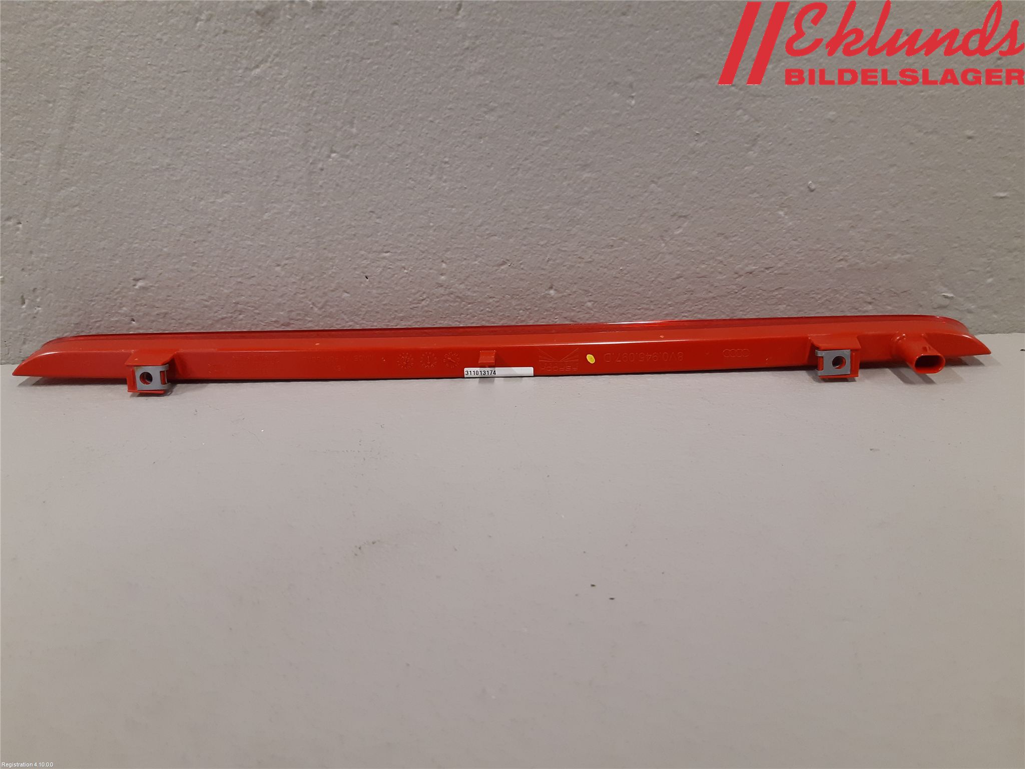 Volkswagen VW T-CROSS 19- Bromsljus Bakruta