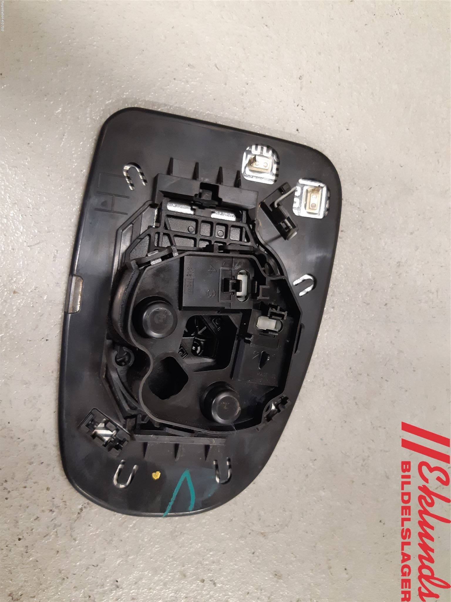 Toyota AVENSIS 09-15 Spegelglas Vä