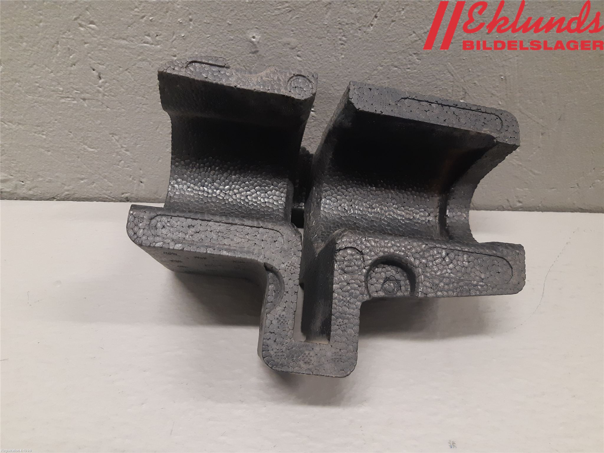 Volvo XC60 18- Stötfångare Deformelement Bak