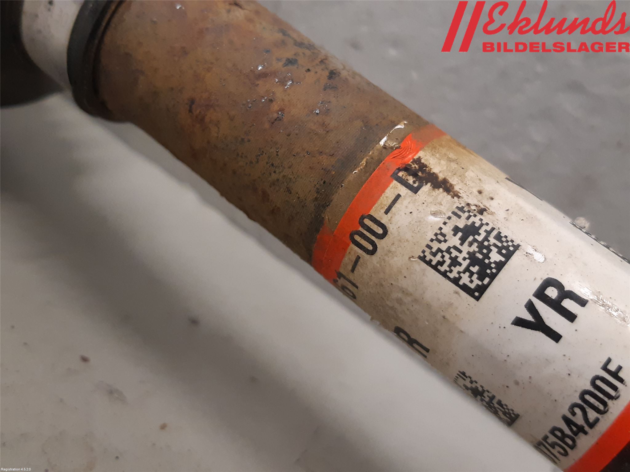 Tesla MODEL Y 21- Drivaxel Bak Vänster