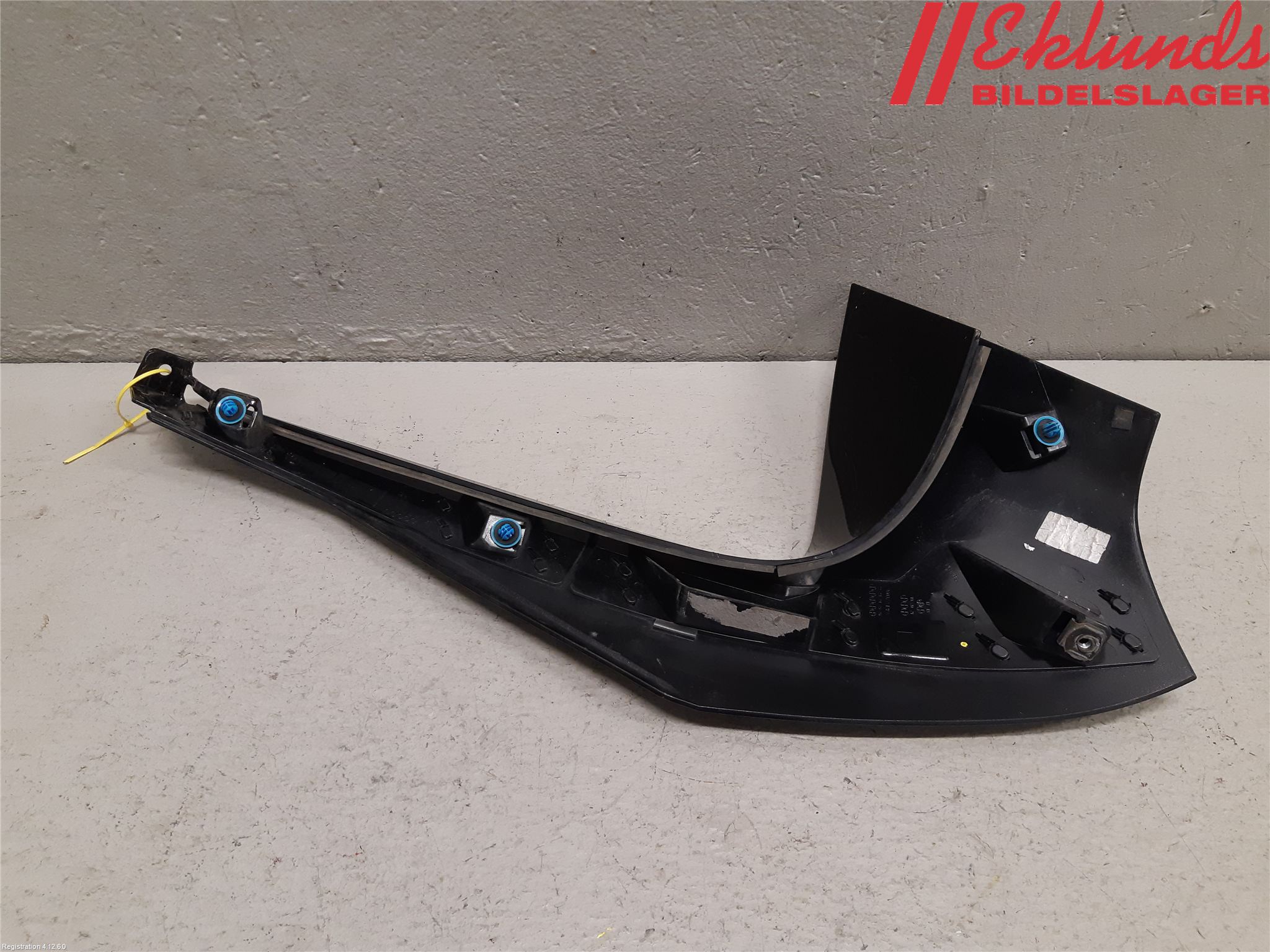 Nissan LEAF 18- Spoiler Baklucka