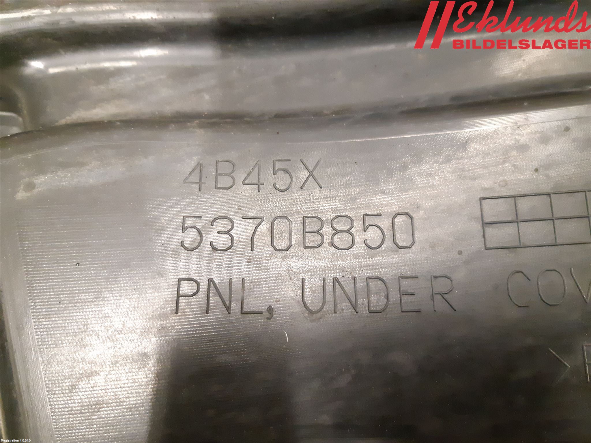 Mitsubishi OUTLANDER 13-21 Skärm Inner