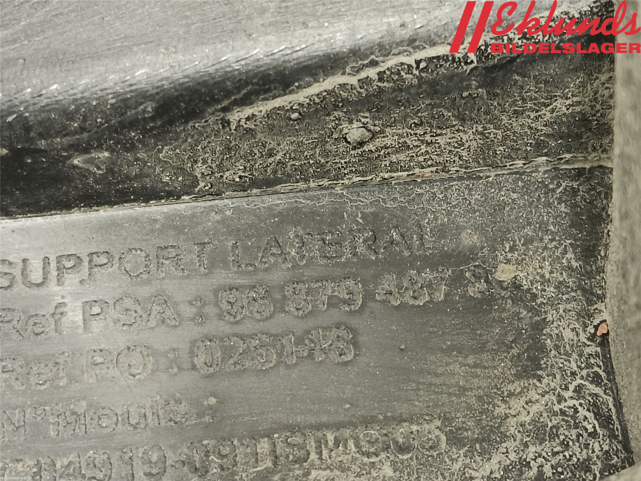 Peugeot 508 11-18 Stötfångarfäste Bak Hö