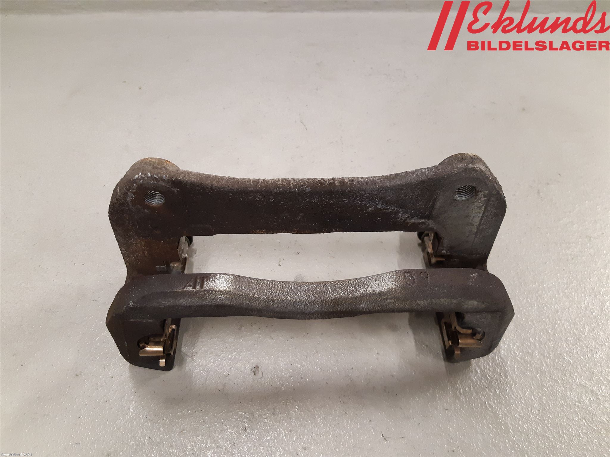 Lexus ES 250/300/330 Bromsokshållare