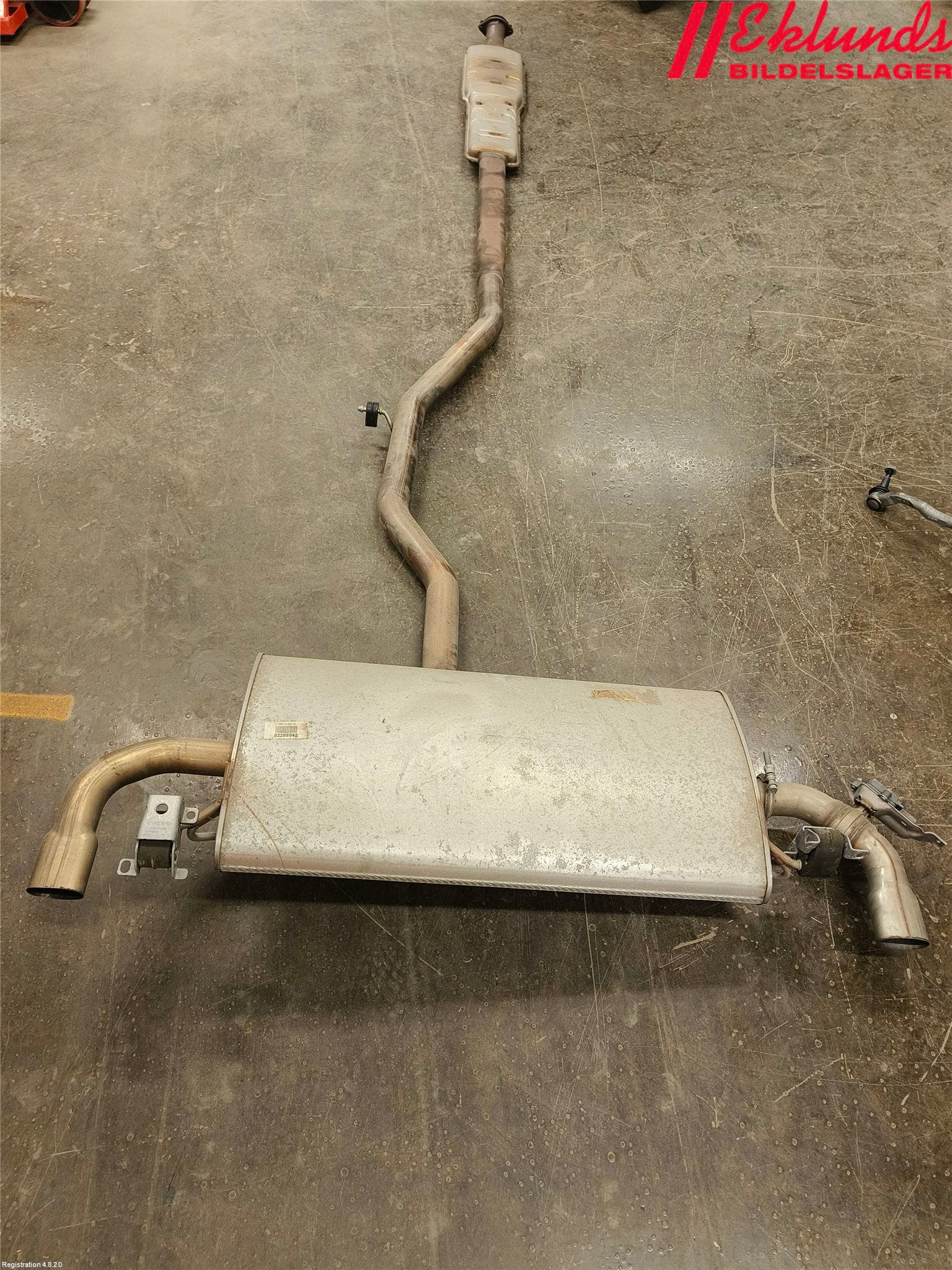 Volvo XC90/RECHARGE 16- Avgas-Ljuddämpare-Rör