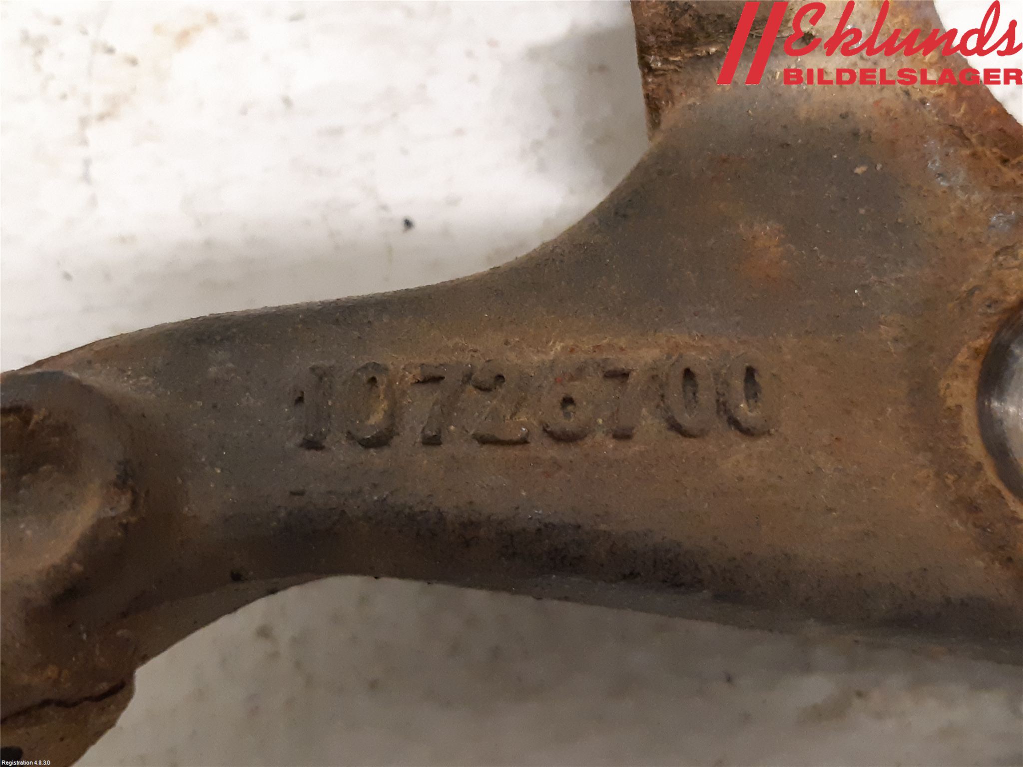 MG ZS EV 20- Styrspindel Lagerhus Vä