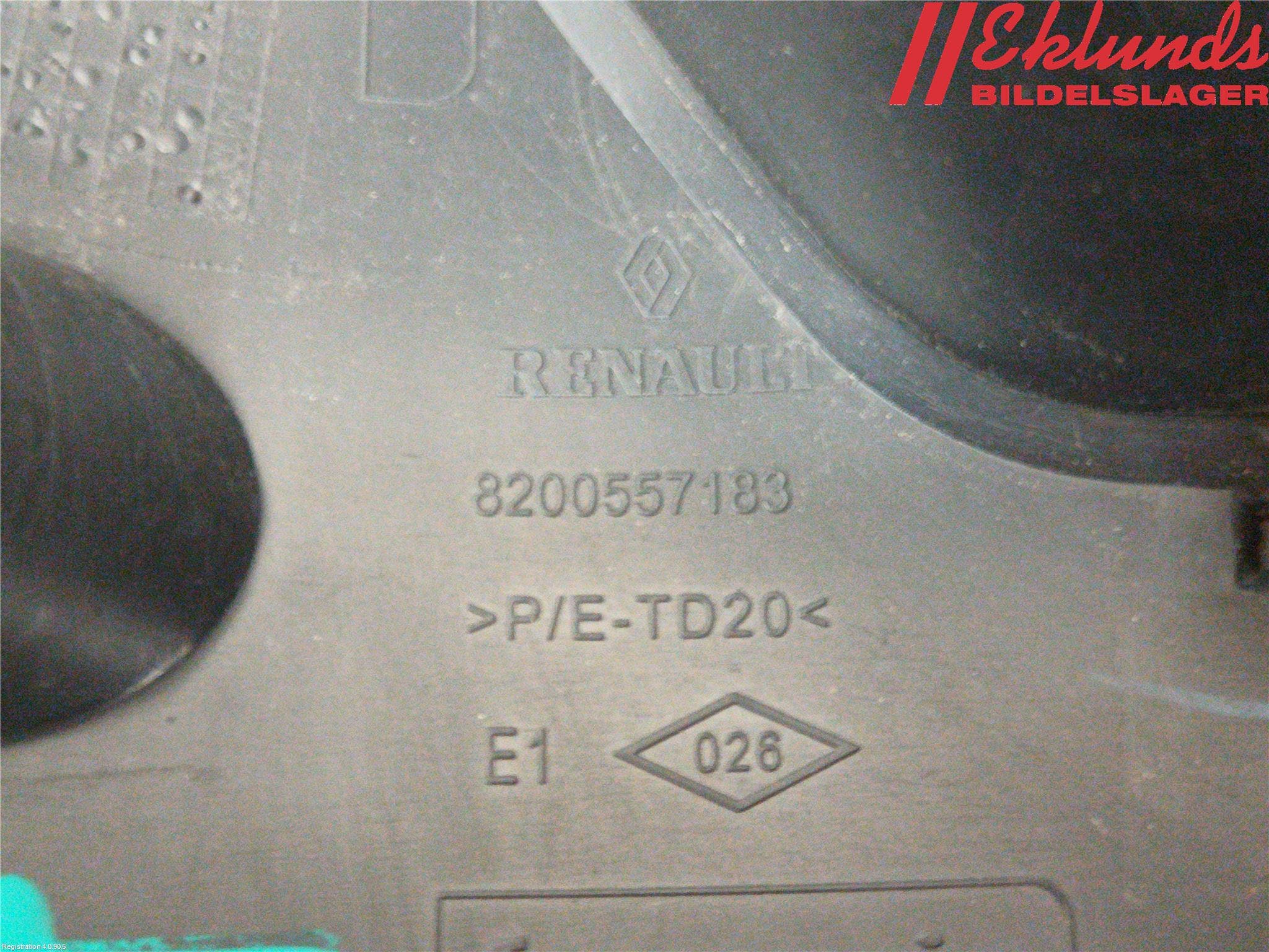 Renault KANGOO II 08-14 Bakljussarg