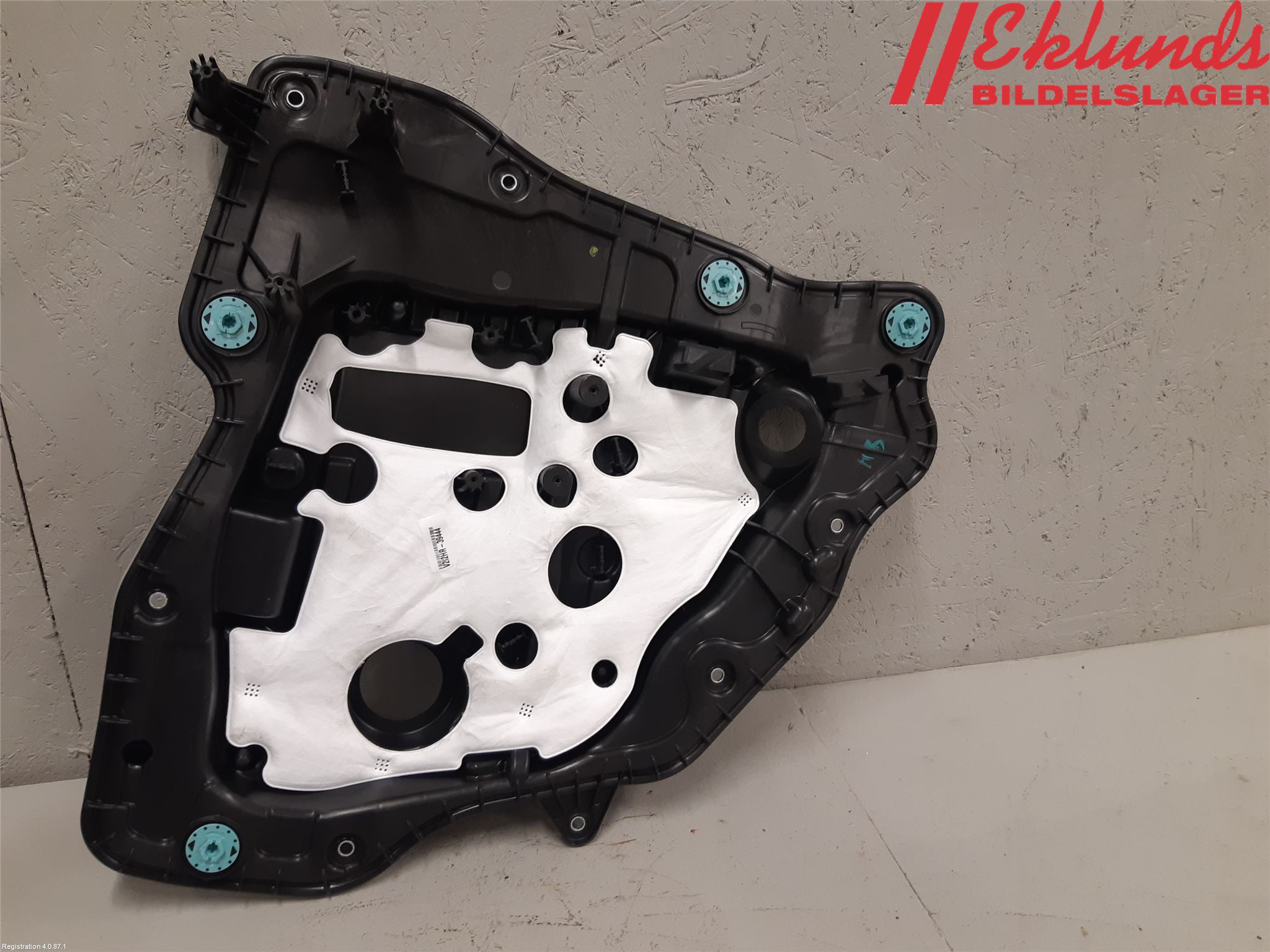 BMW iX I20 22- Dörrklädsel Hö