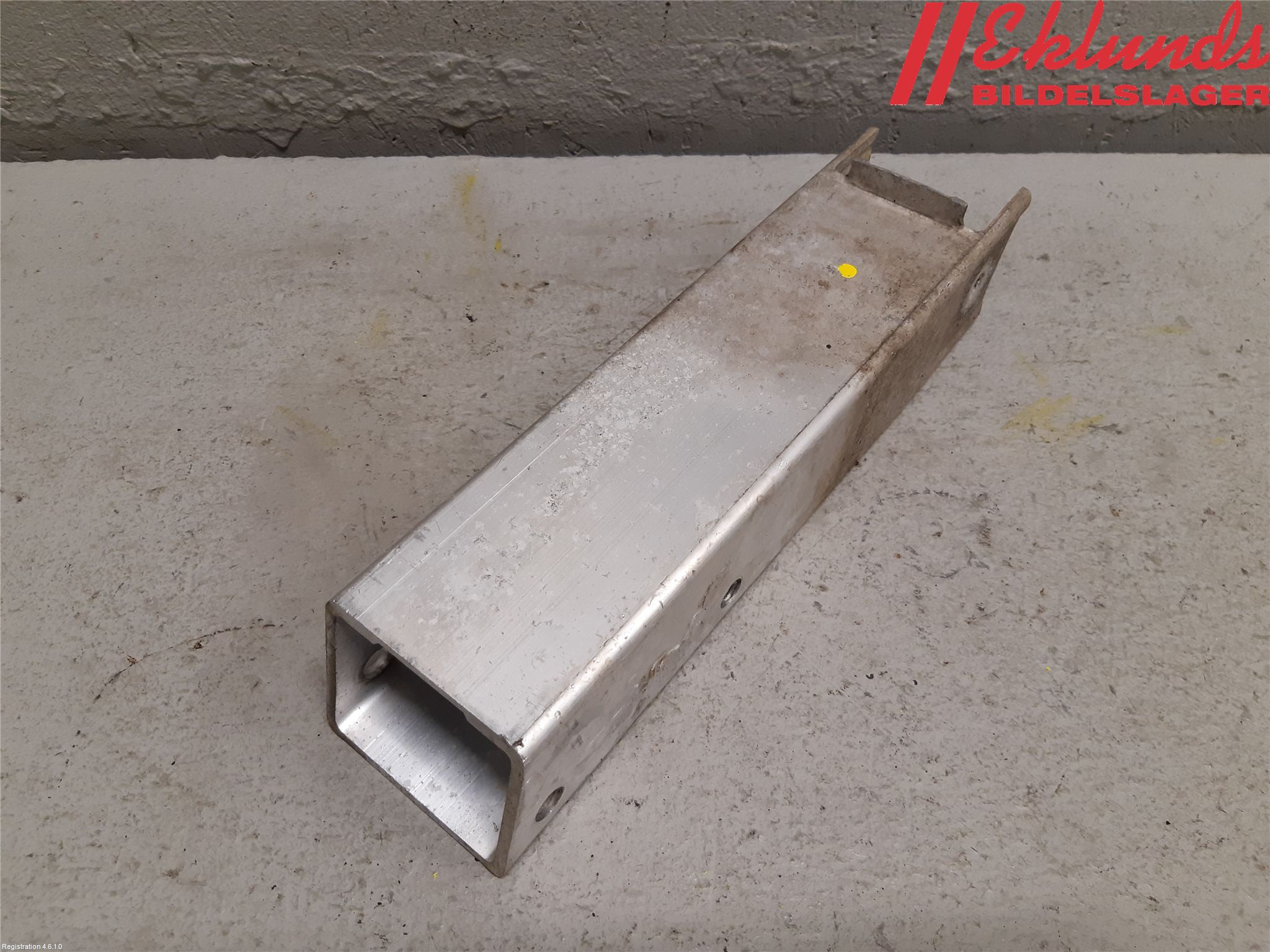 Audi A6/S6     05-11 Stötfångarbärjärn Bak