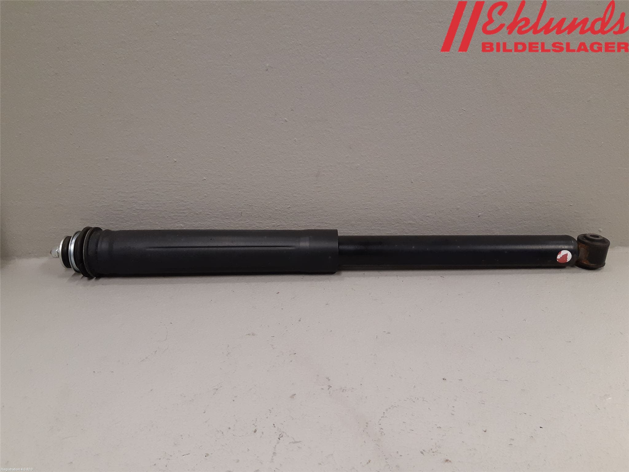 Toyota YARIS XP130 15-20 Stötdämpare Bak