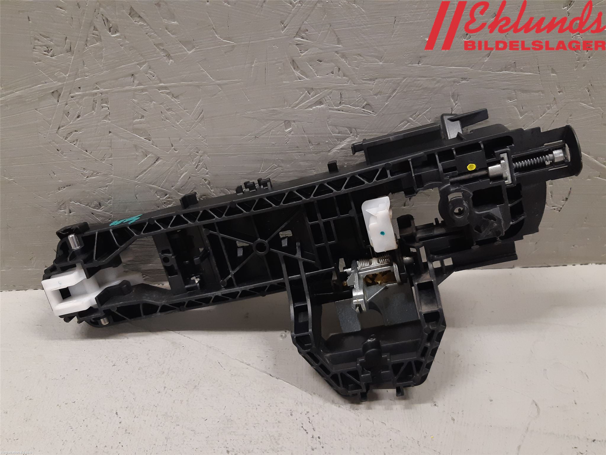 Mercedes-Benz MB GLK-KLASS (X204) 08-16 Dörrhandtag Yttre Hö